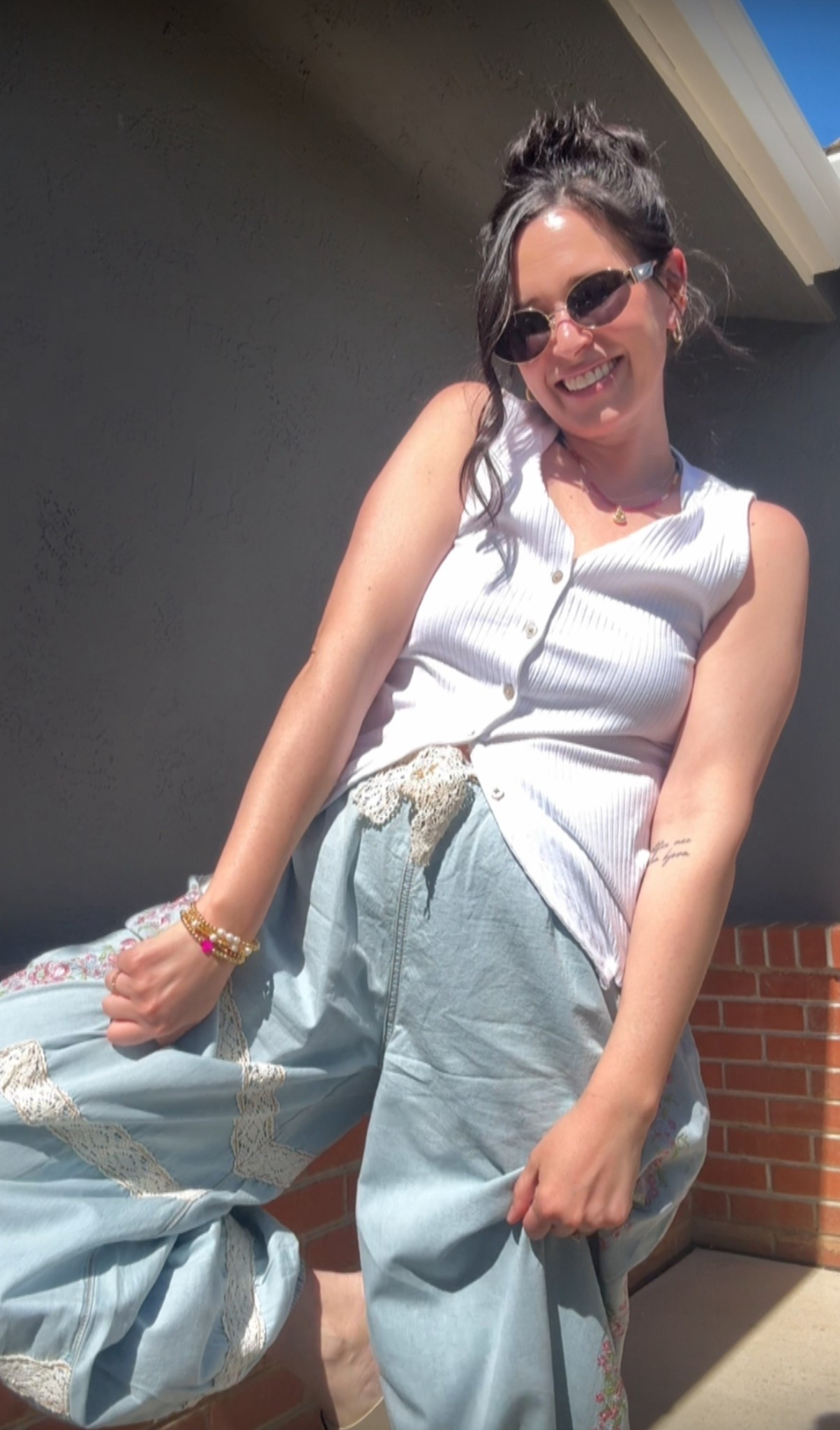 sulking potato was Saturday, we need a new attitude today. it’s about to be HIGH 80s here this week so you BET I’ll be wearing tanks and fun pants to ring in this spring before it cools down again 💁🏻‍♀️

#LTKmomlife #LTKootd #LTKgrwm