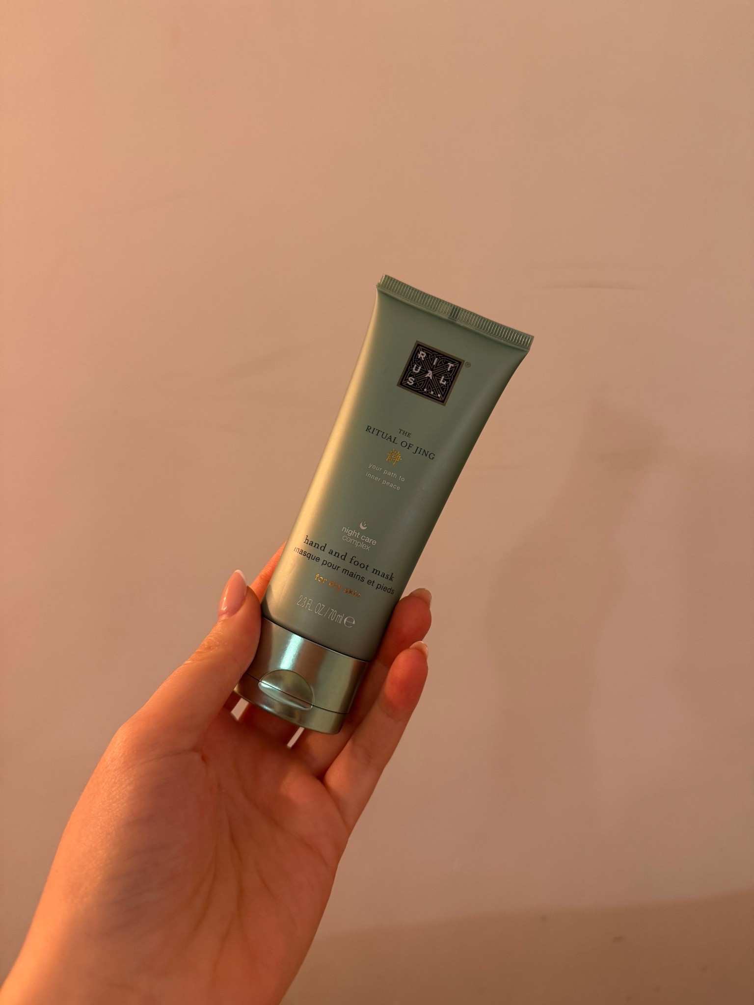 I swear on this hand balm!!! Never had hands so soft as now

#LTKeurope #LTKdeutschland #LTKbeauty
