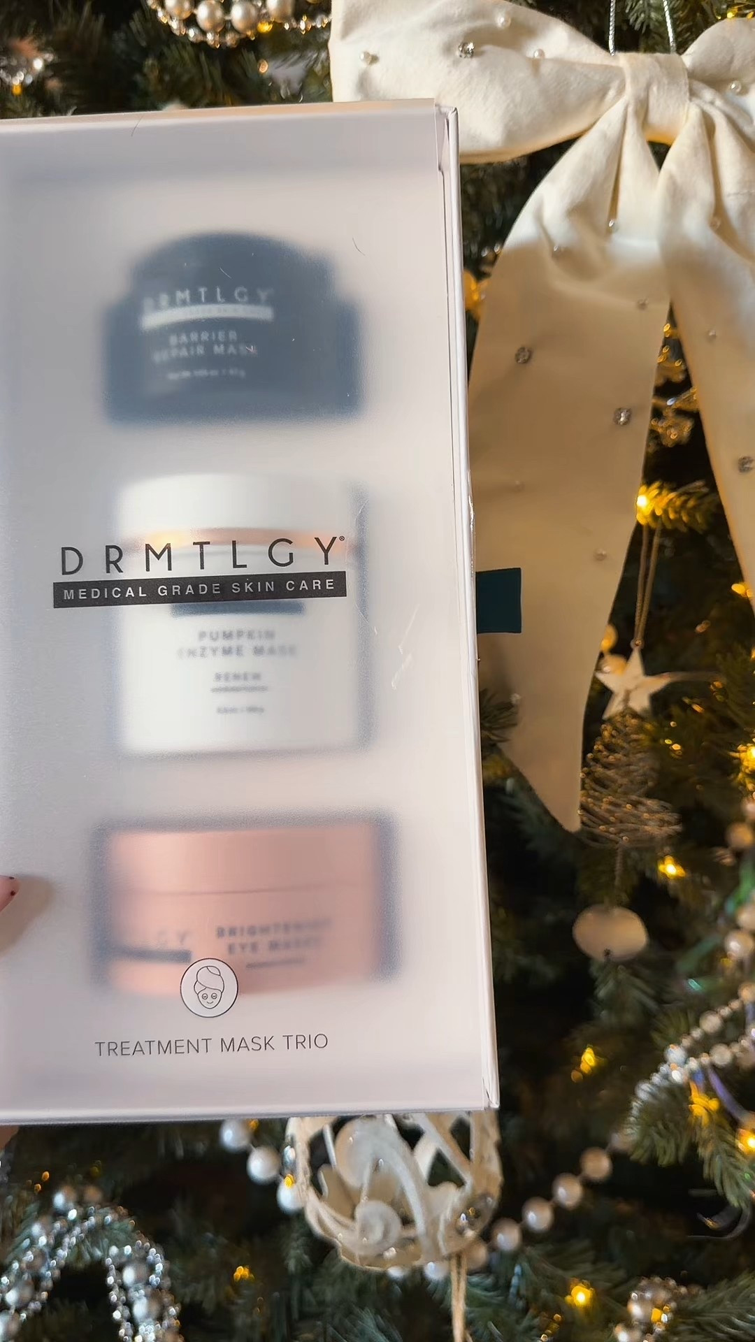 This is the perfect gift for anyone in your life ! It is sensitive skin safe and is medical grade skin care. You can grab this bundle in my #LTKit and shop soon because it’s on sale! #DRMTLGYpartner #ad 

#LTKGiftGuide #LTKHoliday #LTKselfcare
