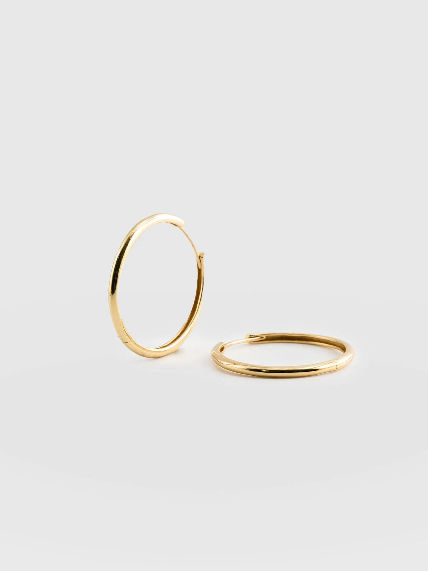 Classic Hoop Earrings - Gold | Saint + Sofia