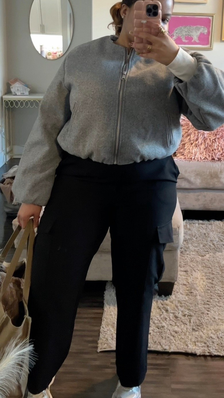 Casual office

#LTKootd #LTKWorkwear #LTKMidsize