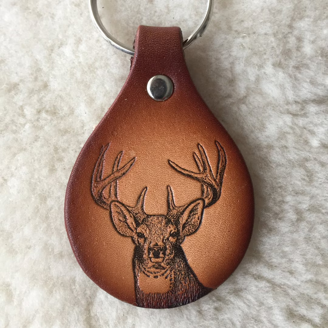 Handmade Leather Whitetail Deer Key Tag - Etsy | Etsy (US)