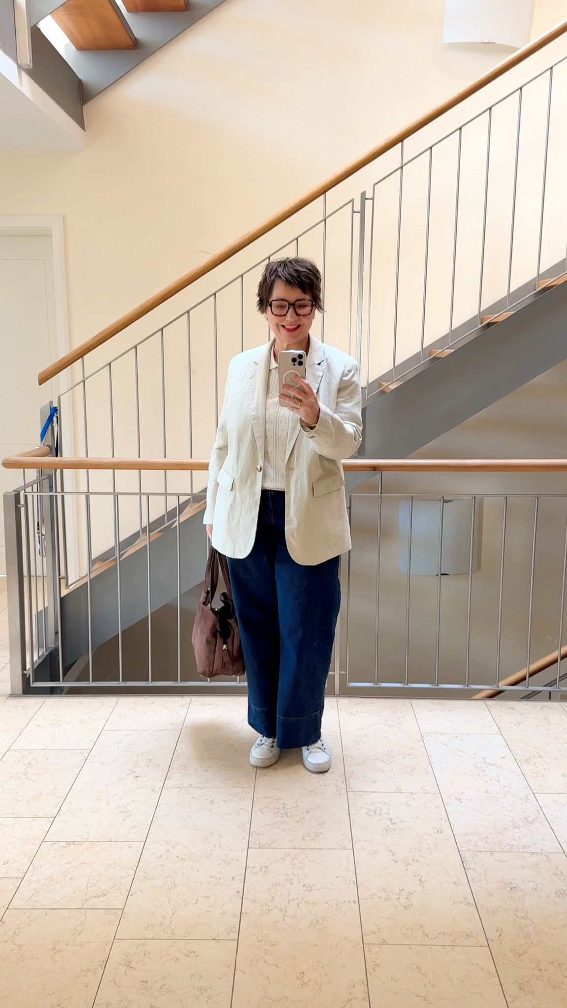OOTD: Leinenblazer, dunkle Jeans, braune Wildledertasche ❤️

#LTKü50 #LTKmidsize #LTKdeutschland
