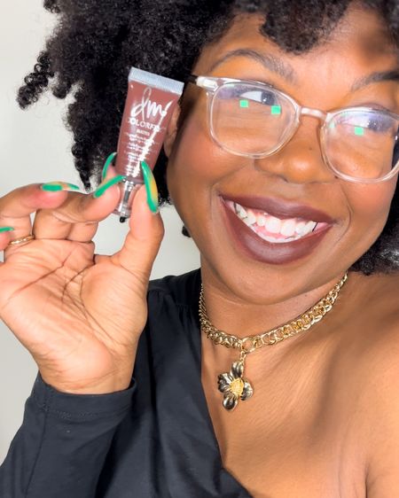 My new brown lip and I don’t even need a liner!
Danessa Myricks Beauty Colorfix - Multi-Use Eye, Cheek & Lip Waterproof Liquid Pigment

#LTKbeauty #LTKfindsunder50