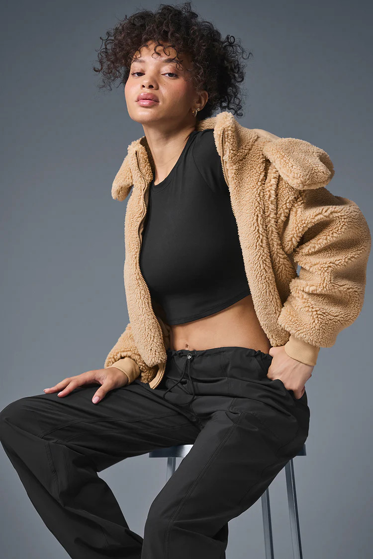 Foxy Sherpa Jacket | Alo Yoga (US)