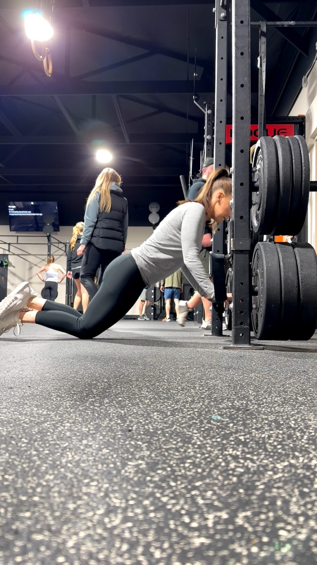Workout set 🏋🏼‍♀️ 

Top: 10
Leggings: M (has compression)
Sports bra: 12



#LTKmorningroutine #LTKselfcare #LTKfitnessgoals
