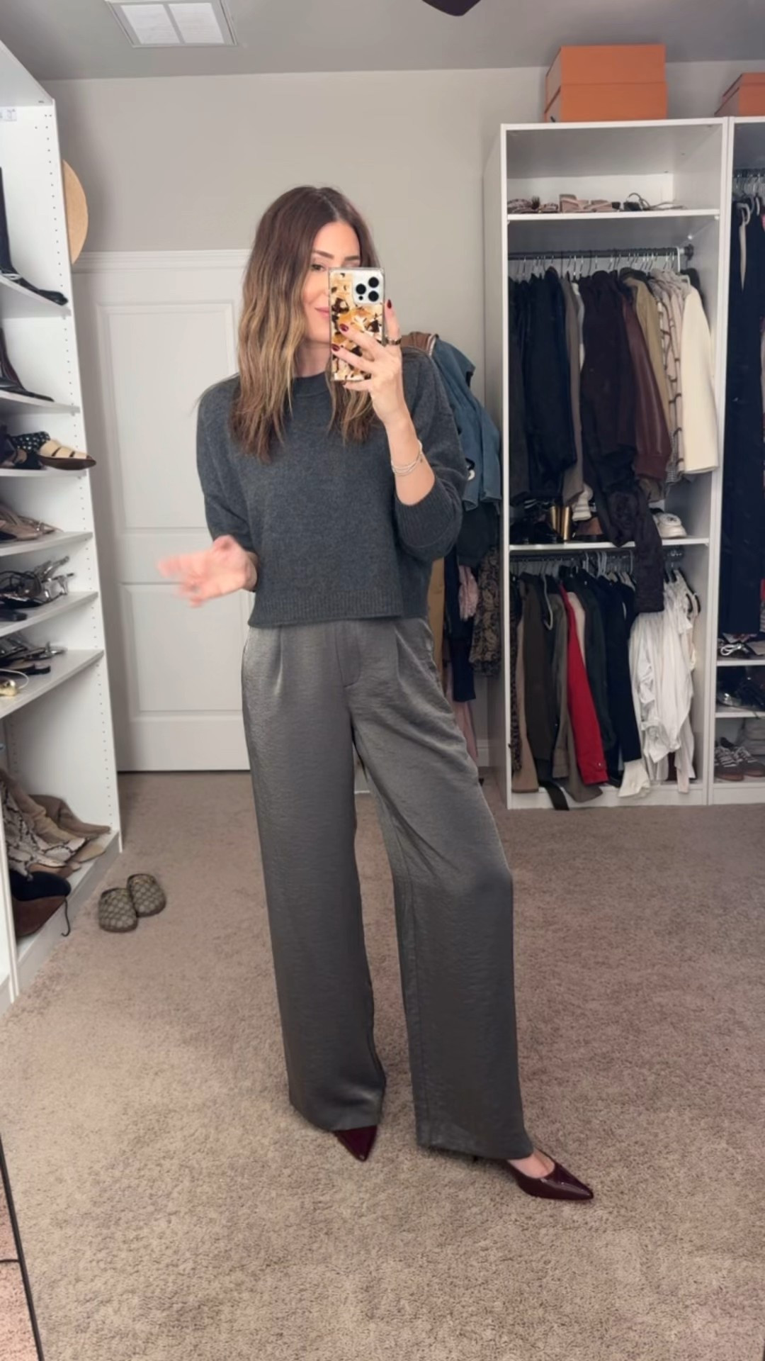 Small in sweater, size 6 in pants 

#LTKHoliday #LTKSeasonal