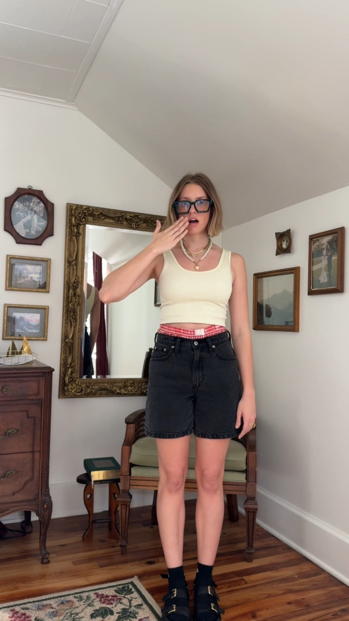 work from home ootd🎈🌟

top: small 
shorts: 25 

#LTKMostLoved #LTKStyleTip #LTKBeauty