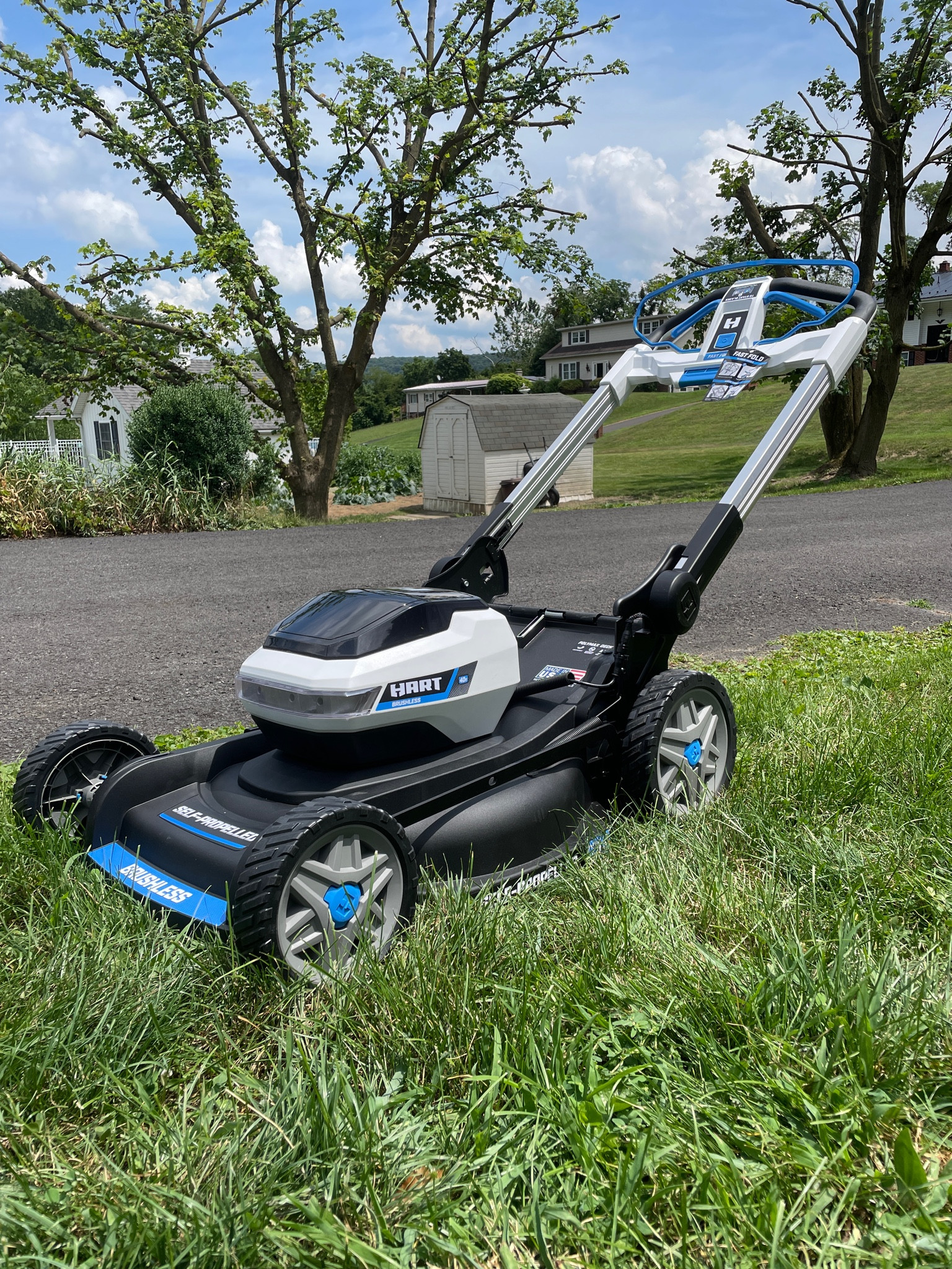 Let’s get outside and mow the lawn! DoItWithHart 

#LTKhome #LTKFind #LTKSeasonal