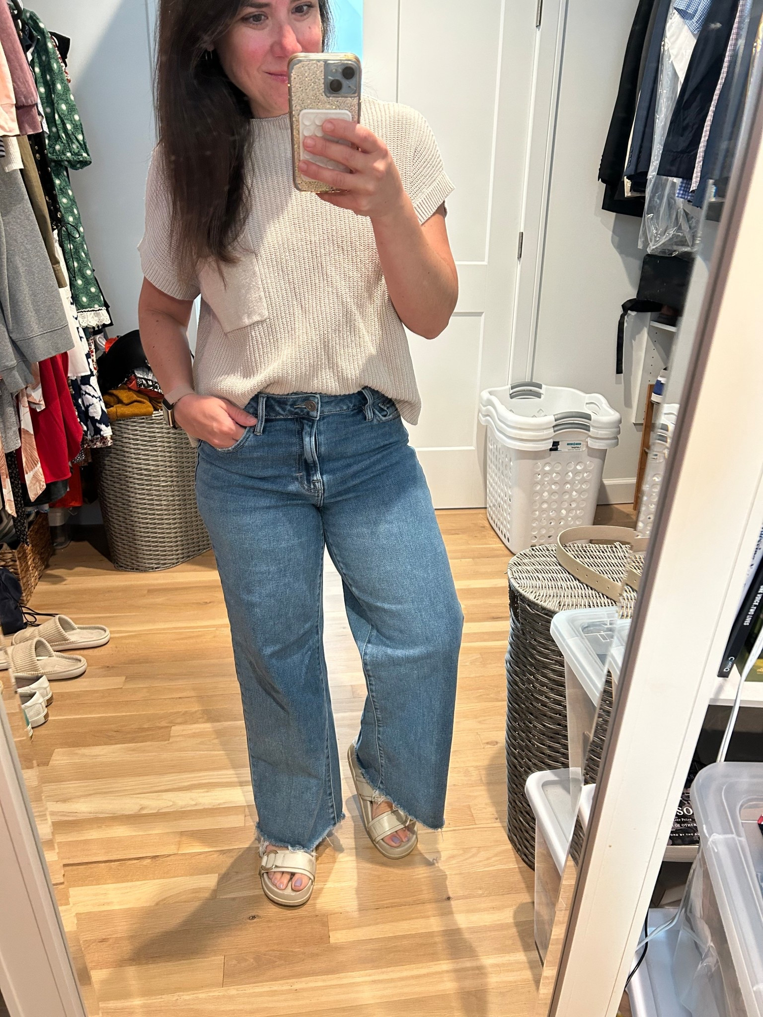 OOTD

Can’t go wrong with a simple clean  look. 🙌

The sweater is from a small business boutique and I’ve owned both the jeans and sweater for a few years now ❤️ 

#LTKmomlife #LTKPetite #LTKootd