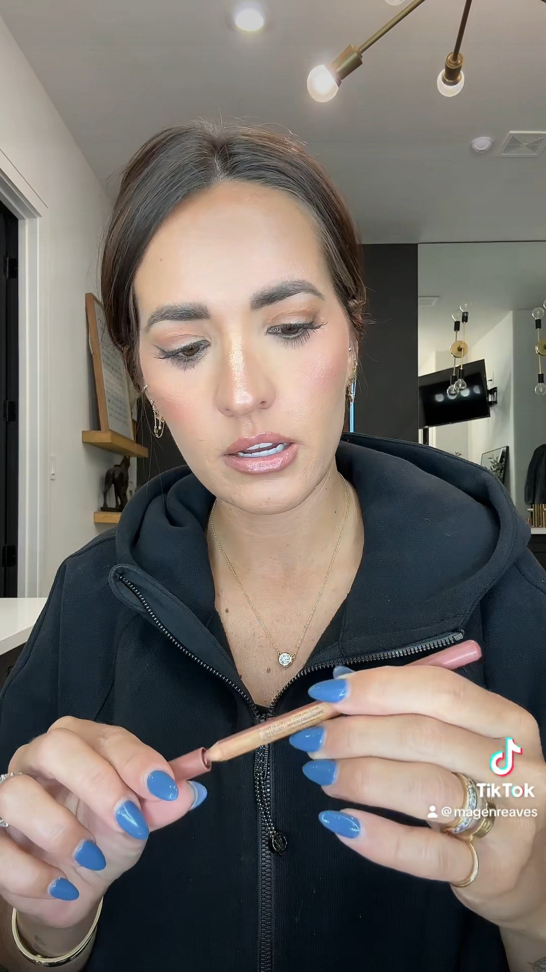 Liner - walnut 606
Crayon- hits different 
Gloss - dolce k 

#LTKfindsunder50 #LTKbeauty #LTKfindsunder100