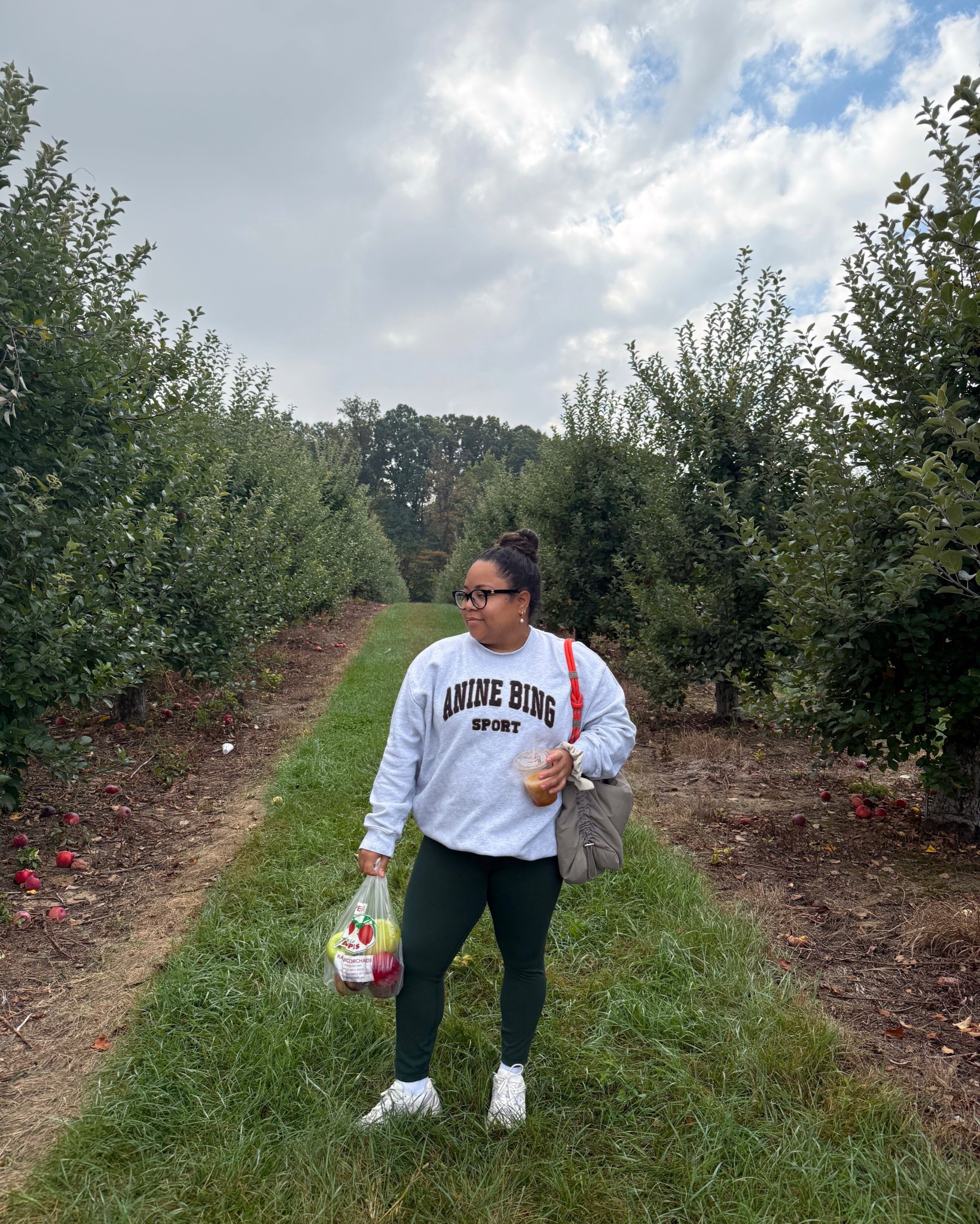 Apple picking. 🍎🍏

I’ve worn this outfit on repeat over the years. Perfect for an active fall day. 



#LTKSeasonal #LTKMidsize #LTKPetite