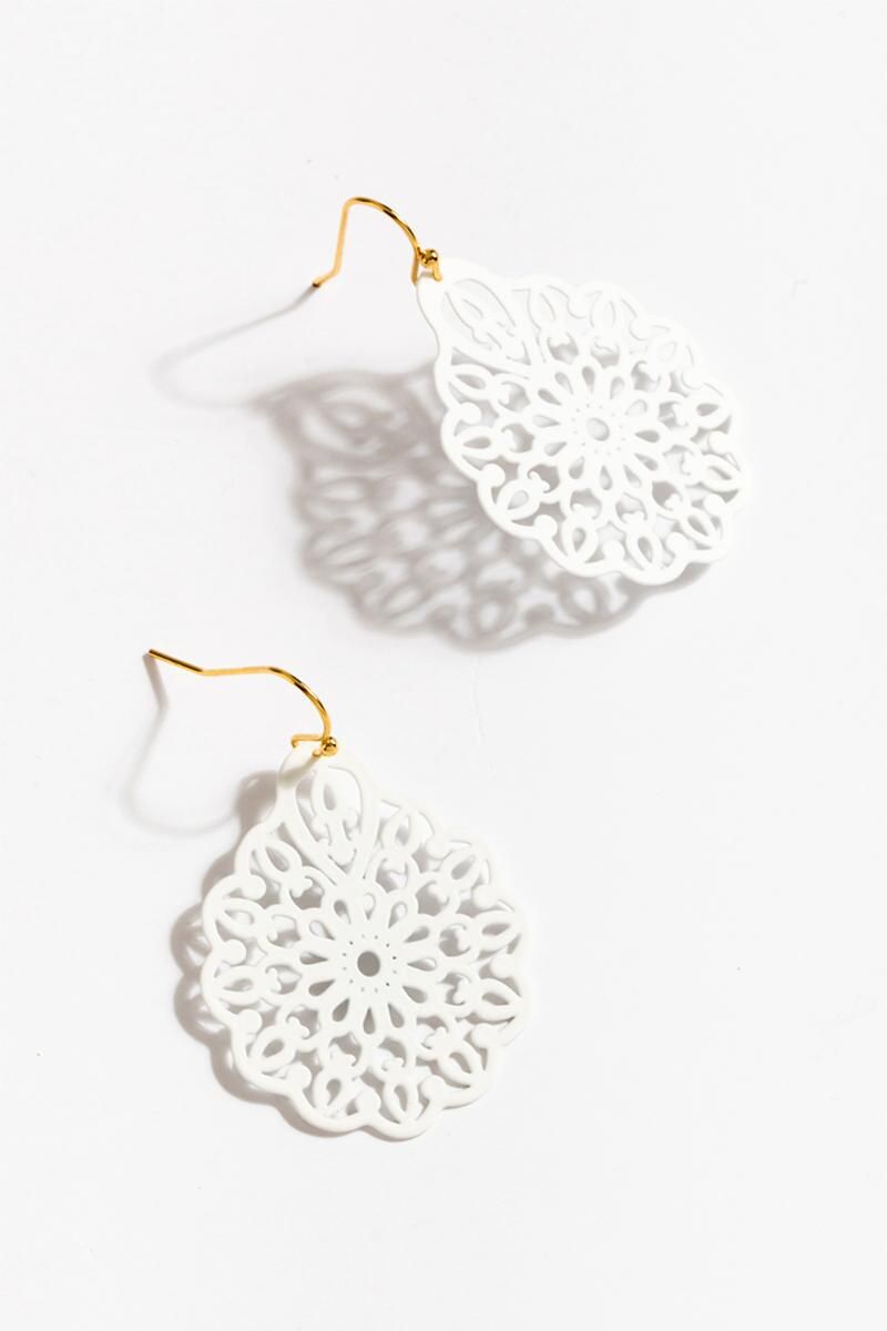 Tessa Filigree Resin Drop Earrings | Francesca’s Collections