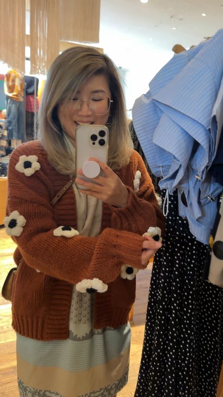 It’s sweater weather and I think I found the cutest cardigan of the fall season! It would be such an adorable fall staple in your wardrobe! Look at the trendy knit flowers! So darn cute!

#LTKbeauty #LTKSeasonal #LTKHalloween