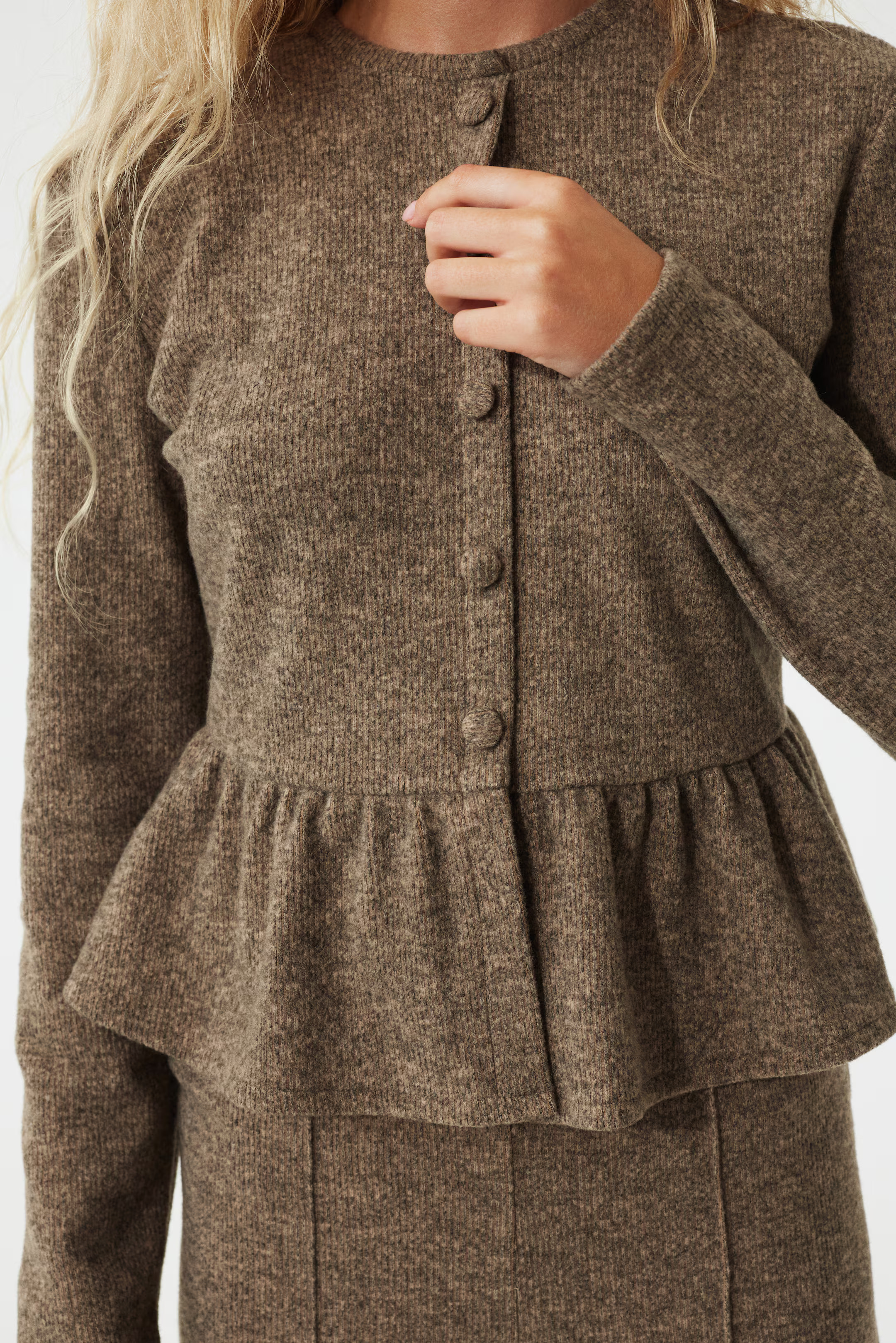 Peplum cardigan | H&M (UK, MY, IN, SG, PH, TW, HK)