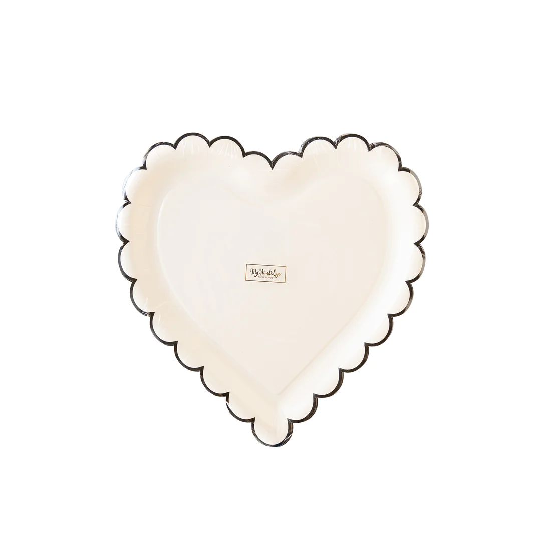 Scalloped Heart Paper Plate | My Mind's Eye
