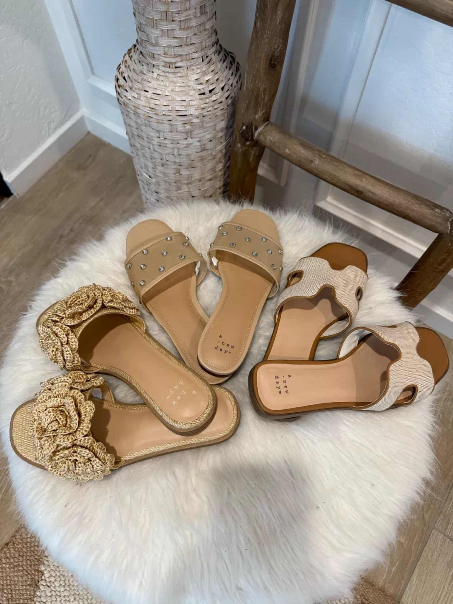 New sandals from Target!! Run tts and are so cute for Spring

Target
Sandals
Spring shoes

#LTKStyleTip #LTKShoeCrush #LTKFindsUnder50
