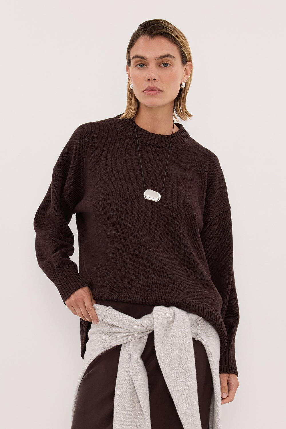 MILA CHOCOLATE CREW NECK JUMPER | DISSH