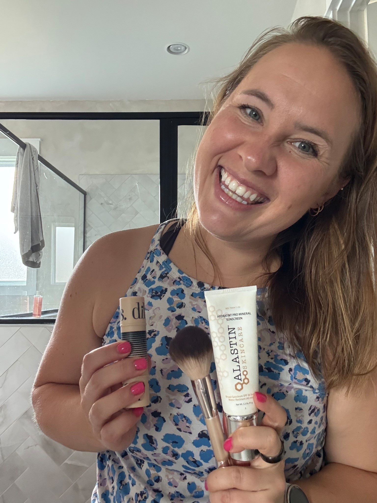 The easiest makeup everrrrrrr

#LTKFindsUnder50 #LTKBeauty