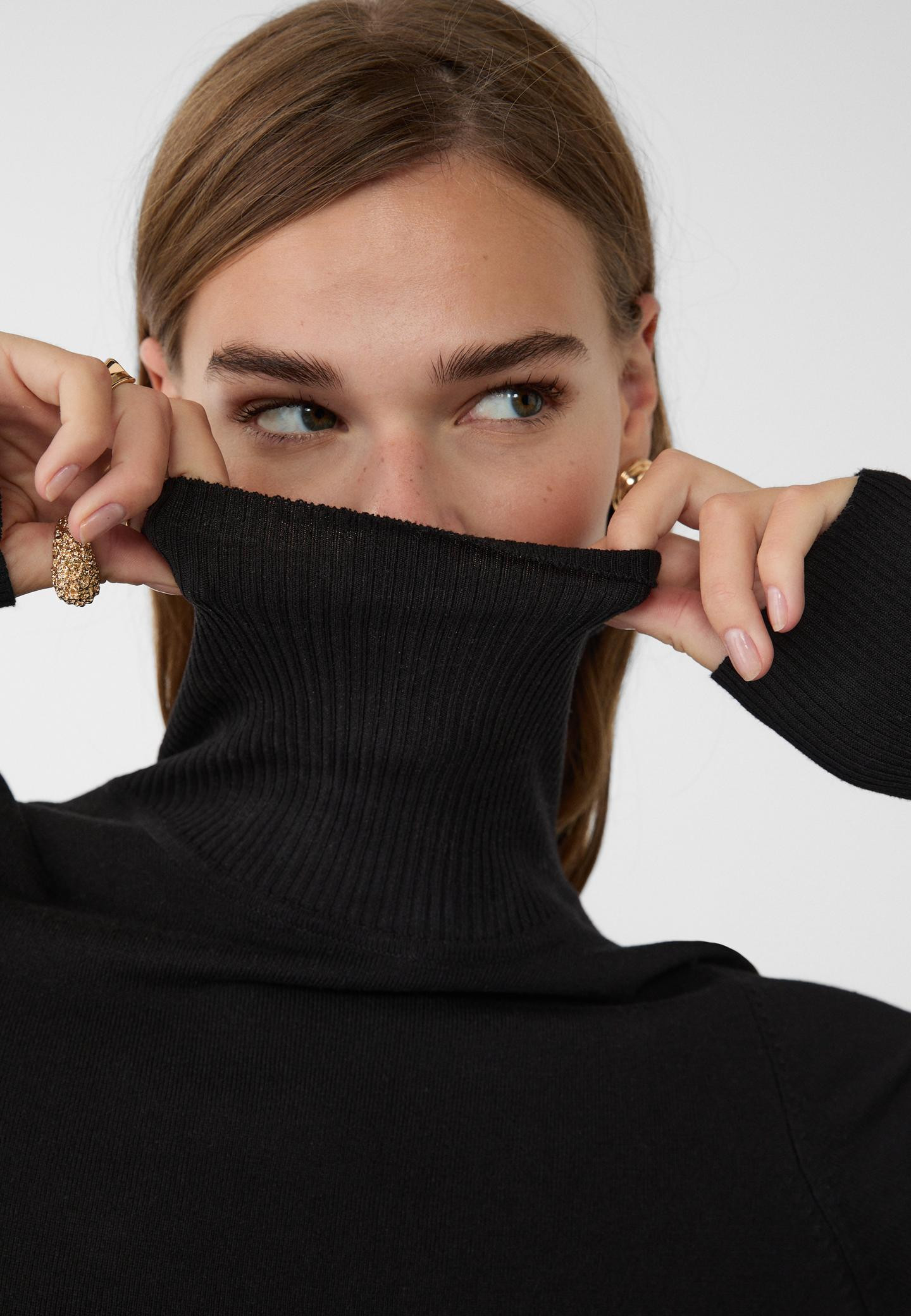 Strickpullover mit Rollkragen | Stradivarius DE