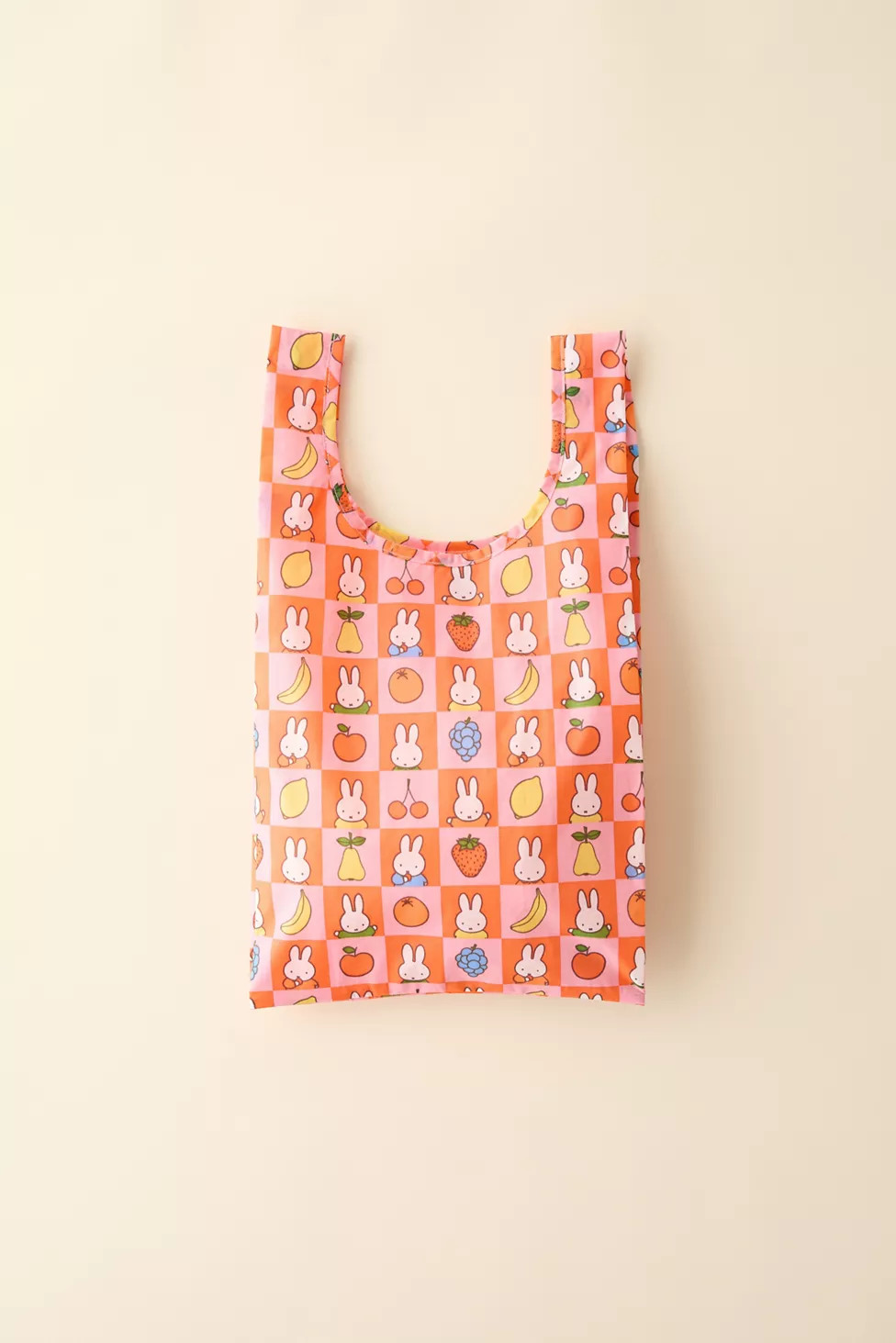 BAGGU & Miffy UO Exclusive Baby Baggu Reusable Tote Bag | Urban Outfitters (US and RoW)