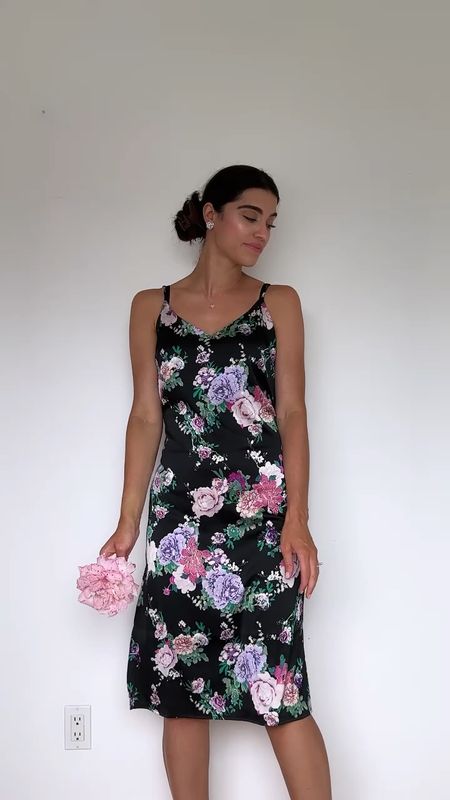 Amazon floral slip dress 


#LTKSeasonal #LTKstyletip #LTKfindsunder50