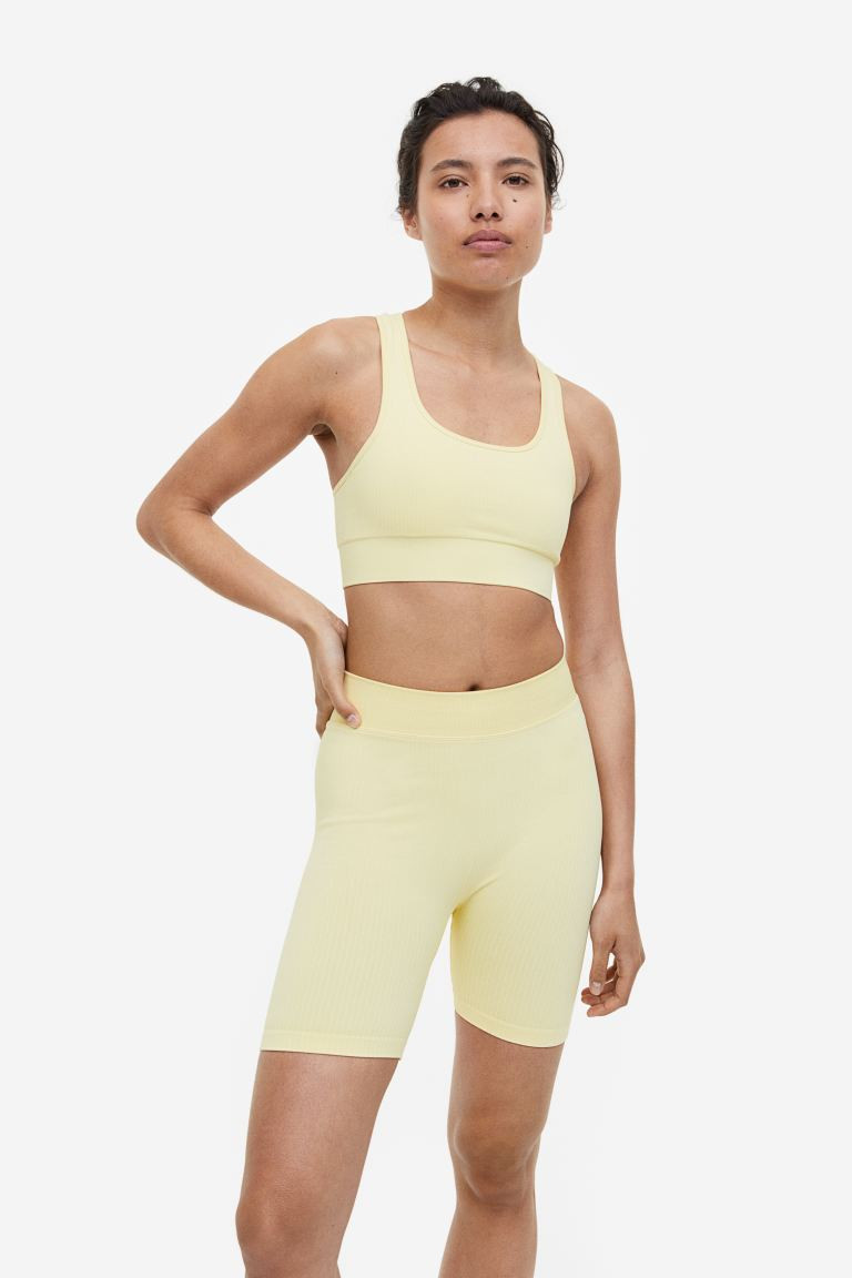 DryMove™ Seamless Sports bra | H&M (UK, MY, IN, SG, PH, TW, HK)