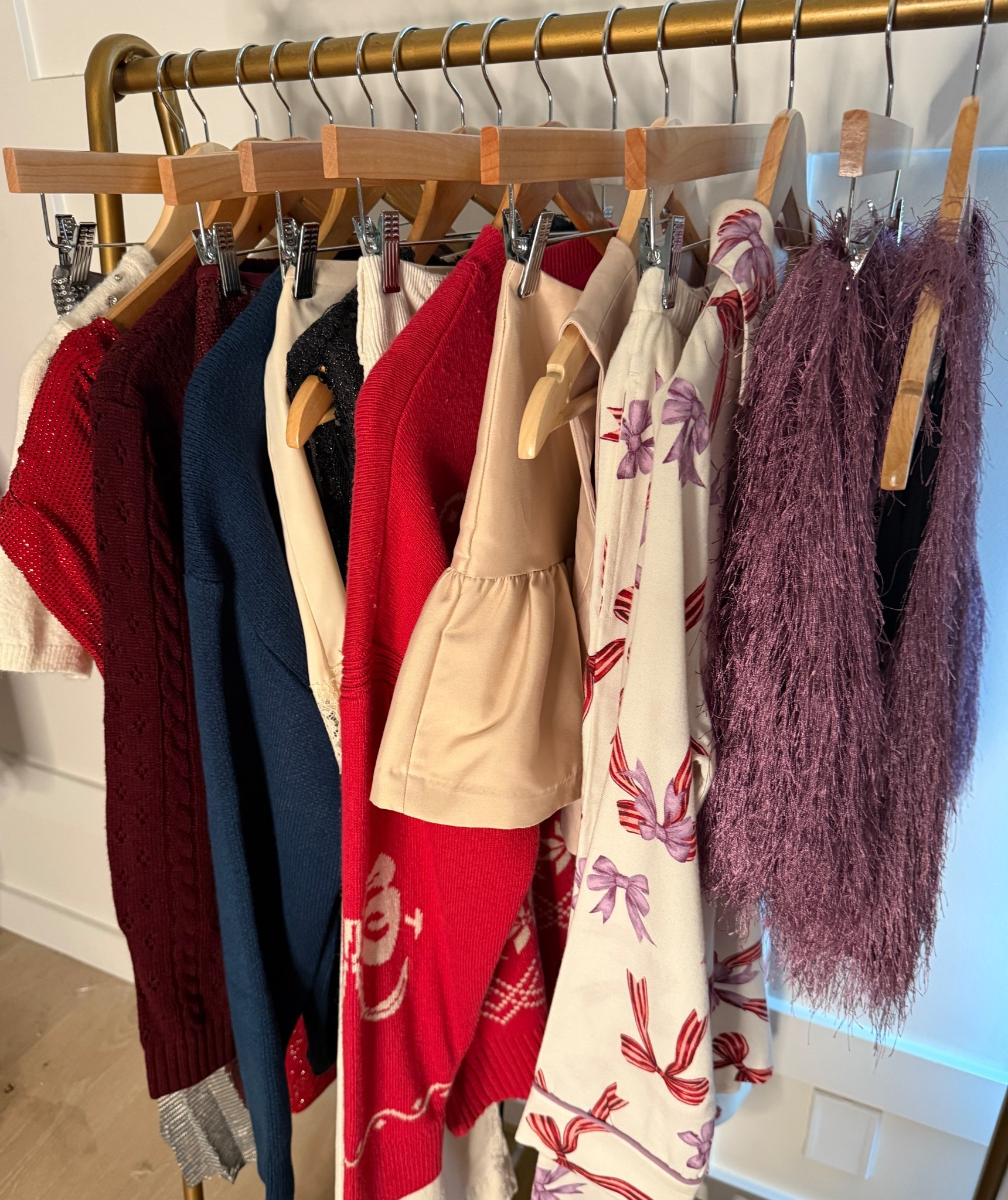 Scroll to shop! Follow for daily posts! From Amazon to Zara & more for feeling cute this holiday season!!!✨💫❤️ Sending sooo much love, Beautifuls! Xo!!!

#LTKFindsUnder50 #LTKHoliday #LTKFindsUnder100