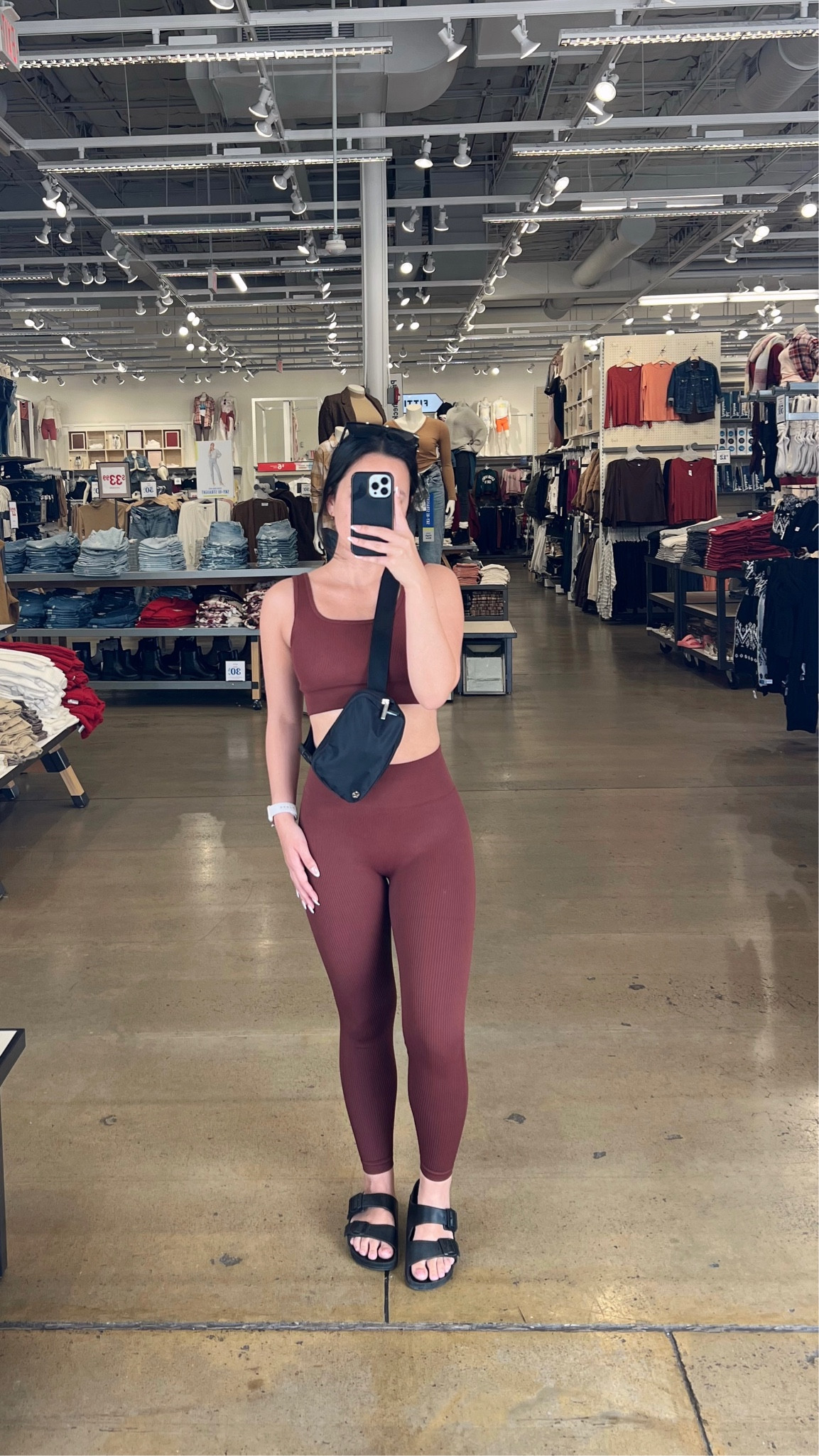 Amazon workout set! 
Brown color perfect for fall!
Wearing a size small

#matchingset #workout #workoutset #fitness

#LTKfit #LTKHoliday #LTKSeasonal