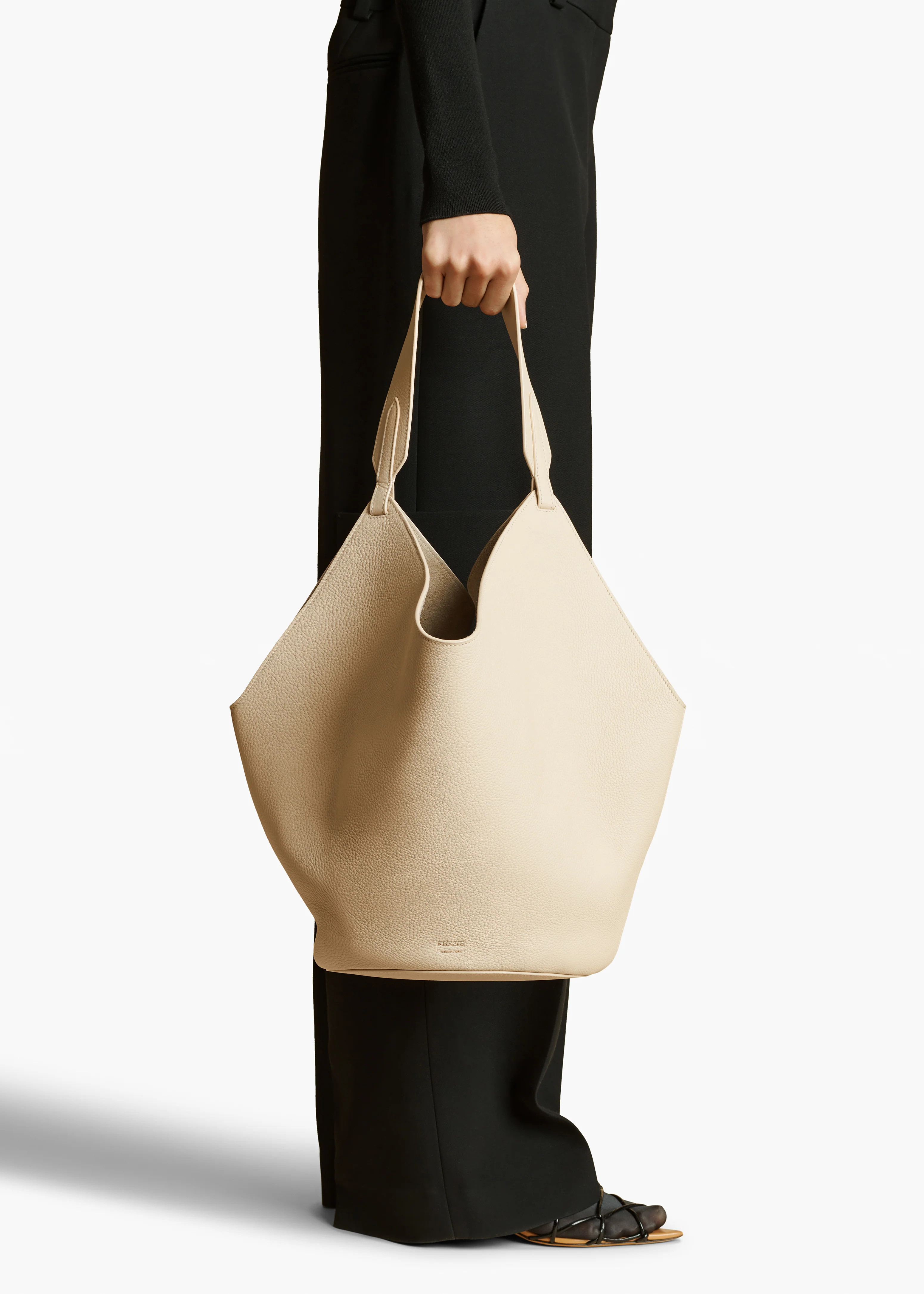 Medium Lotus Tote | Khaite