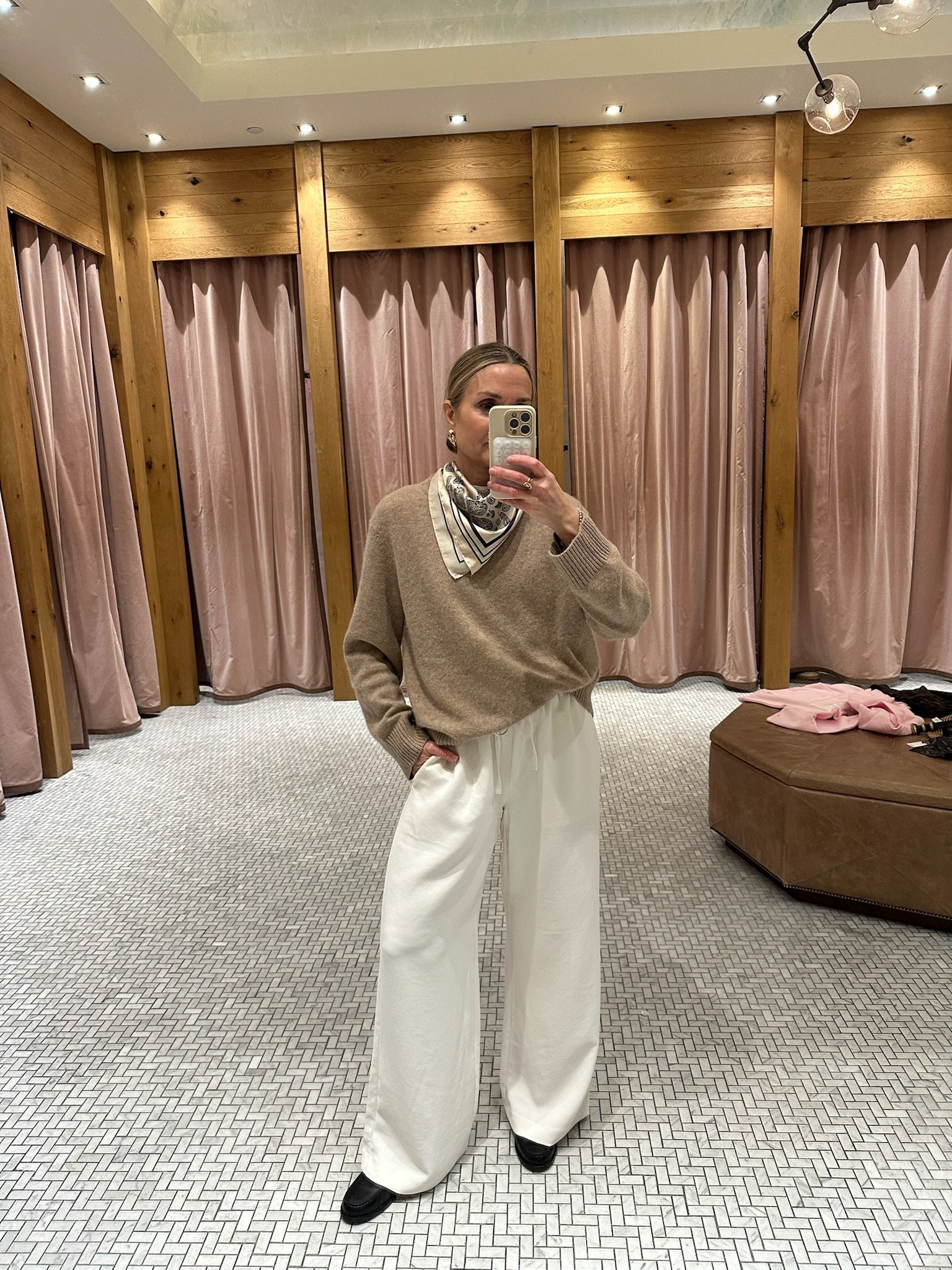 Cutest pants and sweater combo for spring! 🥰

#LTKOver40 #LTKSeasonal #LTKSpringSale