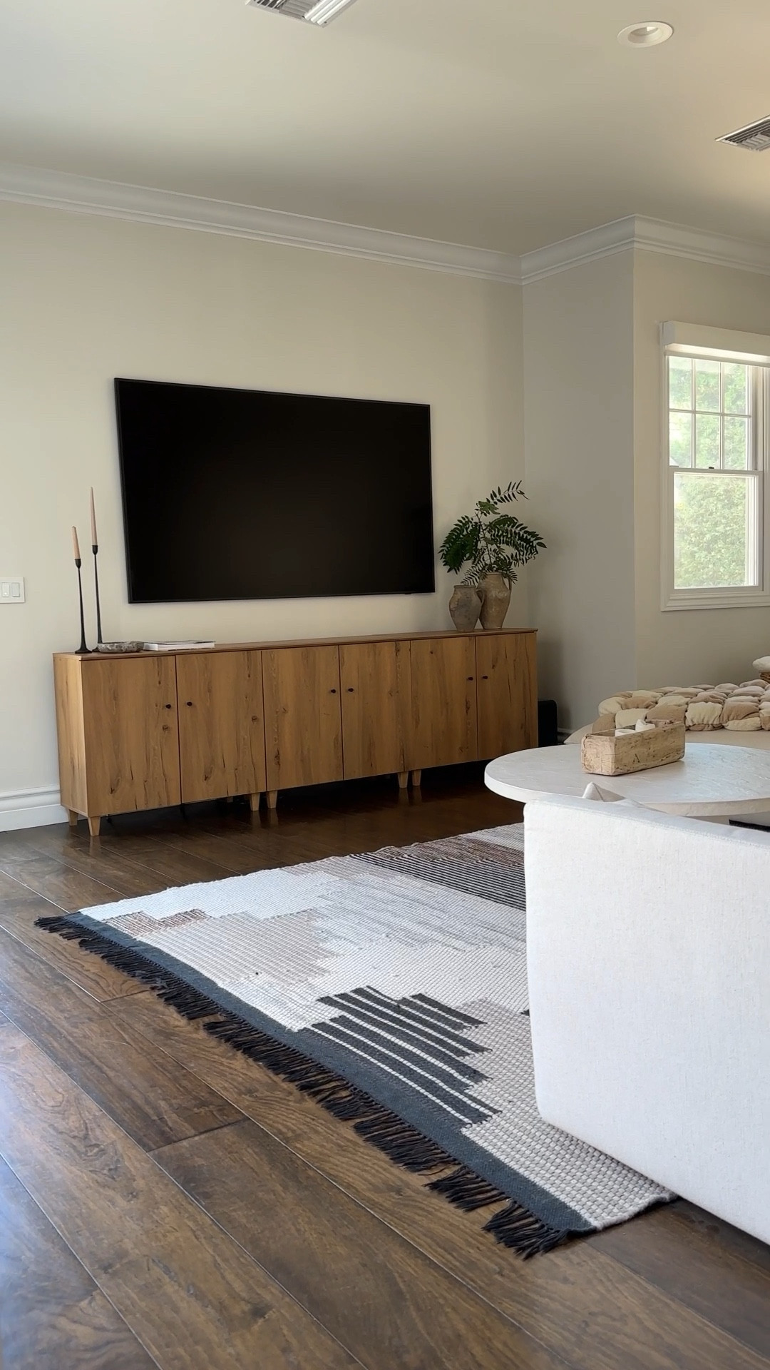 The best TV stand hack! 

Amazon furniture 
Amazon must have 
Affordable furniture 

#LTKStyleTip #LTKVideo #LTKHome