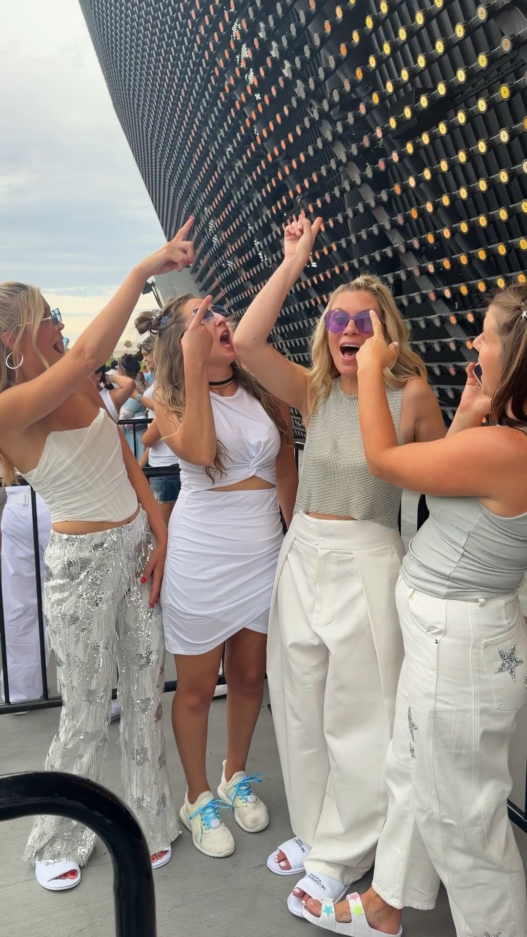 Backstreet Boys: Into the Millennium outfits