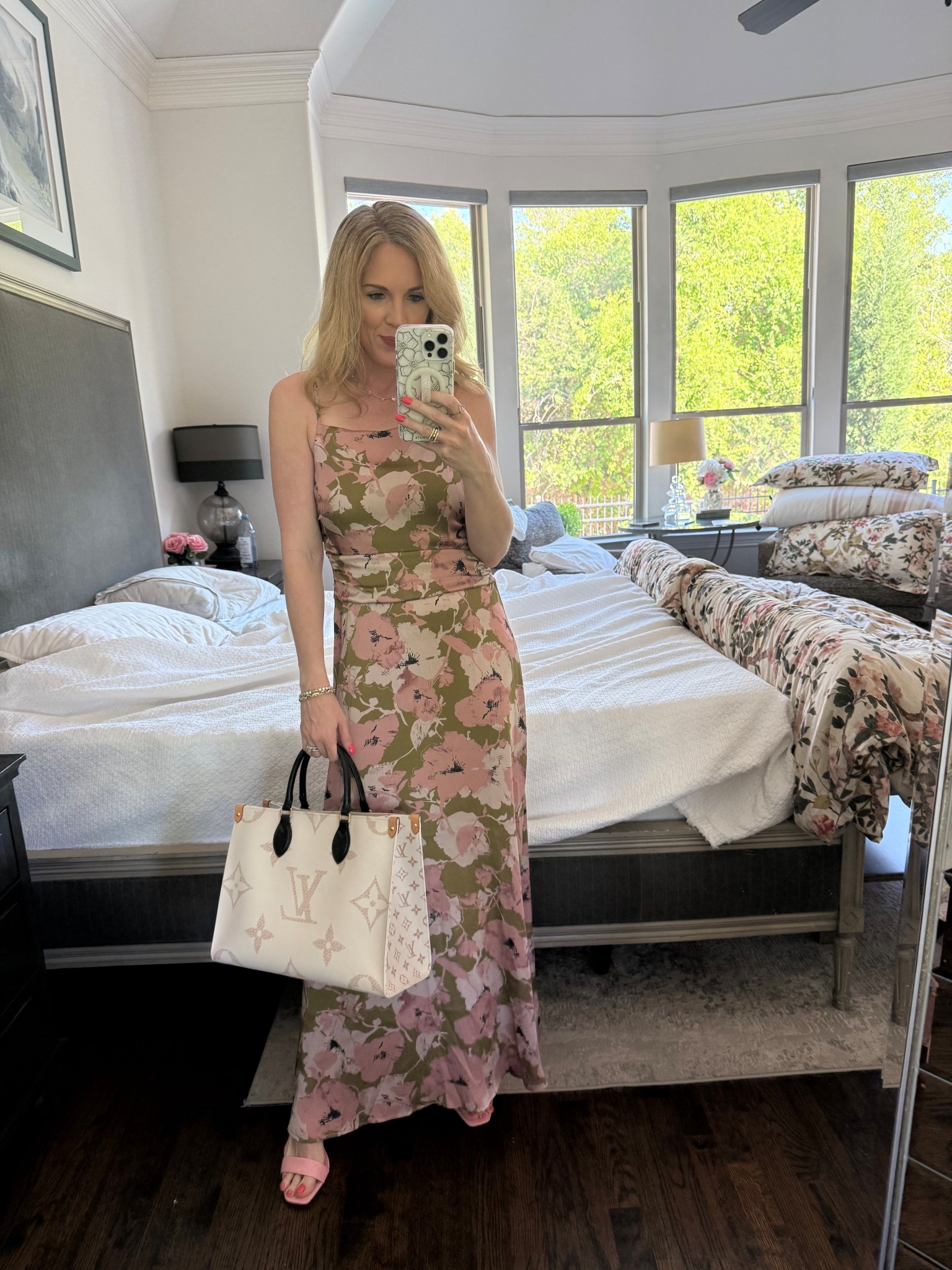 Spring floral dress 
Spring look 
Spring style 
Summer dress 
Wedding guest dress 
Floral print 


#LTKFindsUnder100 #LTKStyleTip #LTKSeasonal