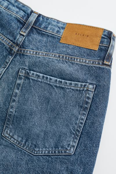 Mom Comfort Ultra High Jeans | H&M (US + CA)