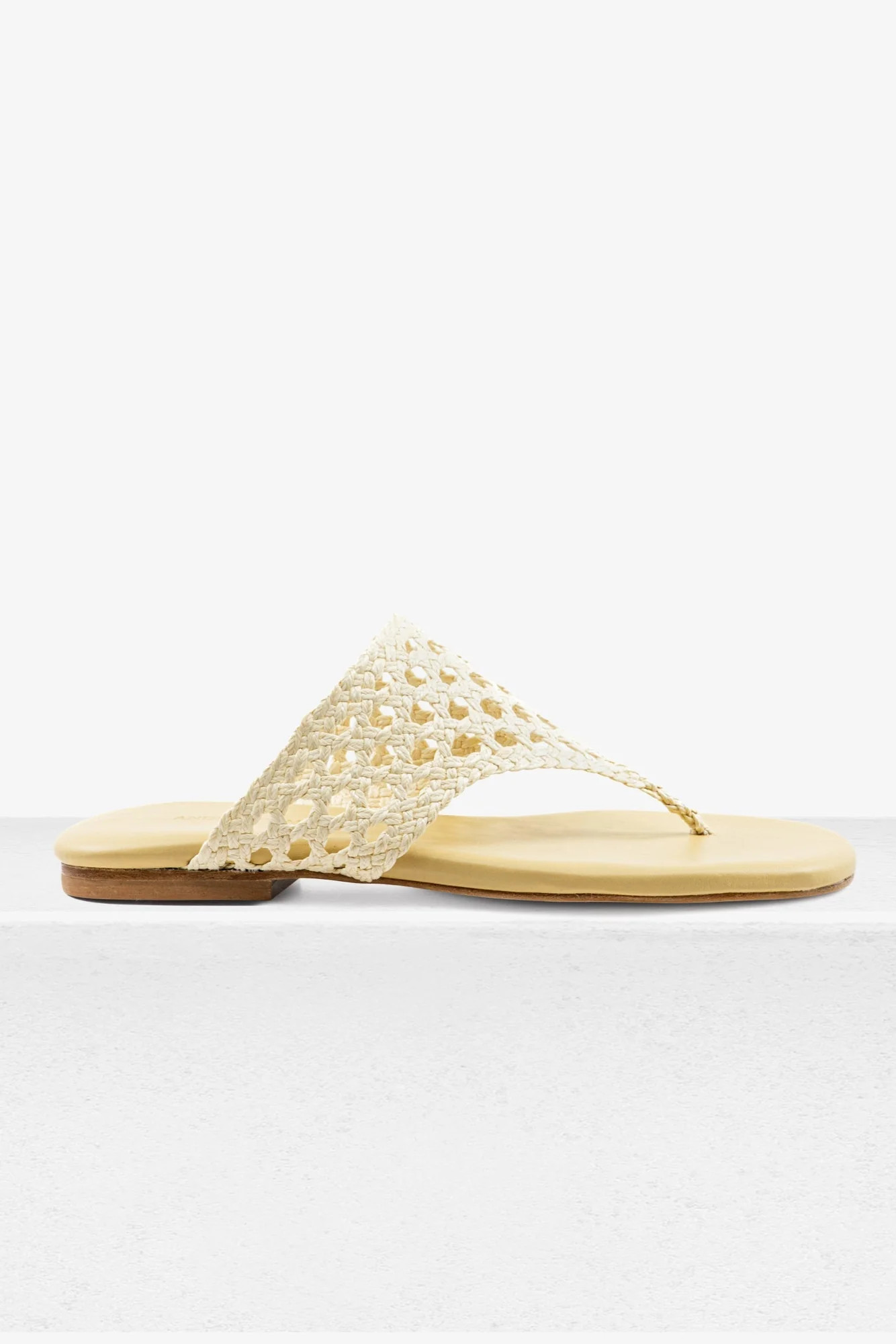 Brenda Flat Natural Raffia Sandal | COUPER