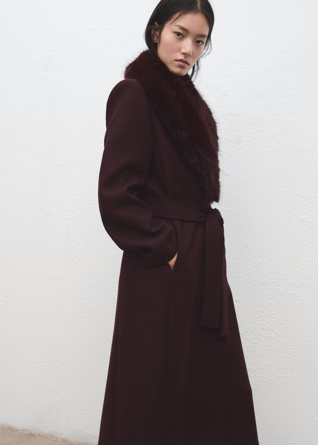Manteco wool coat with fur collar | Mango EU