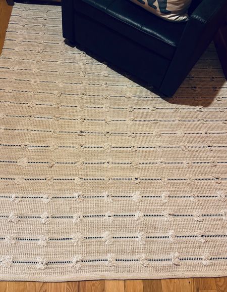 Cute area rug, neutral rug on sale, home decor 

#LTKSeasonal #LTKfindsunder100 #LTKhome