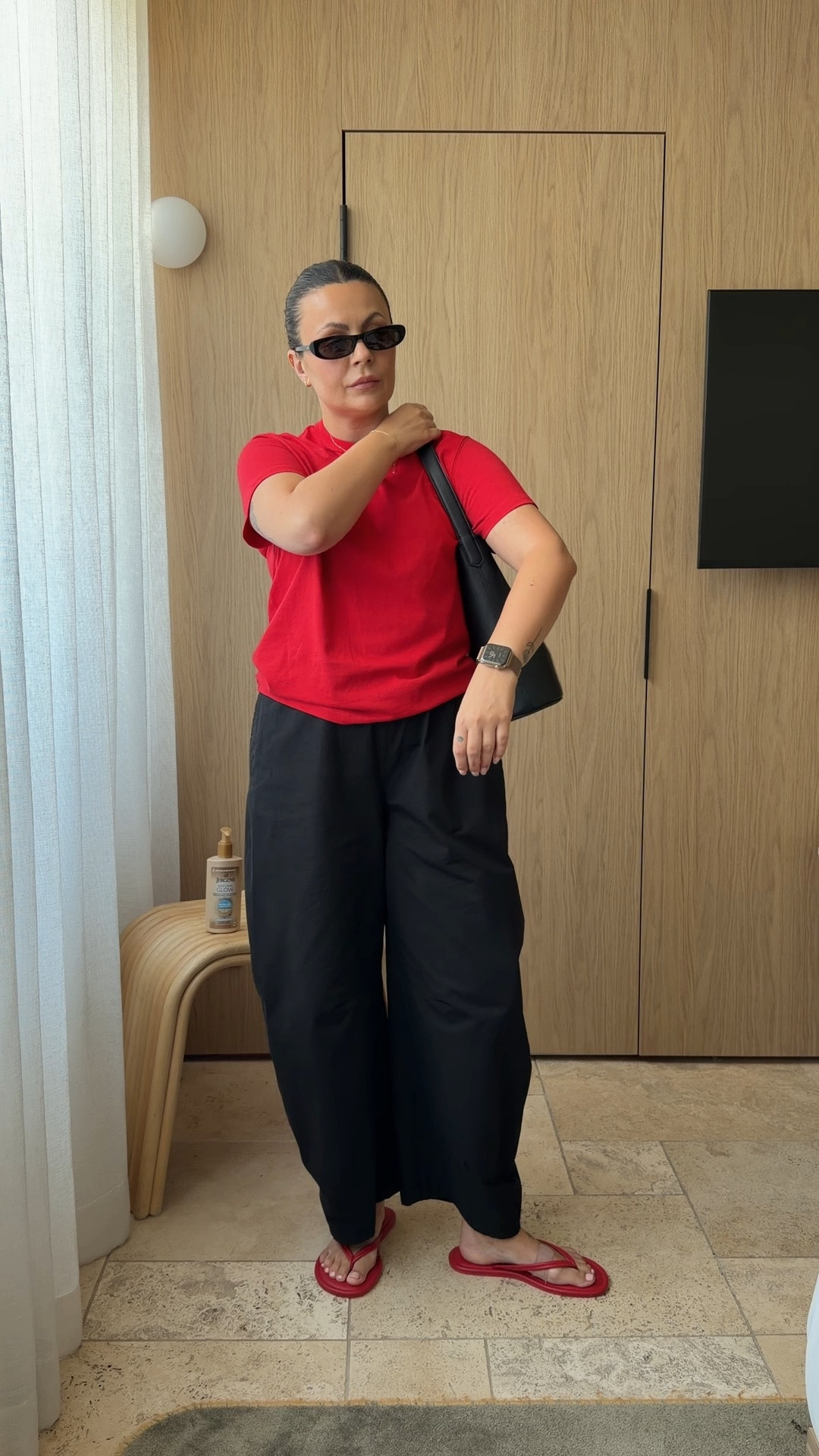 Introducing a little bit of red to the wardrobe.



#LTKsummer #LTKstyletip #LTKaustralia