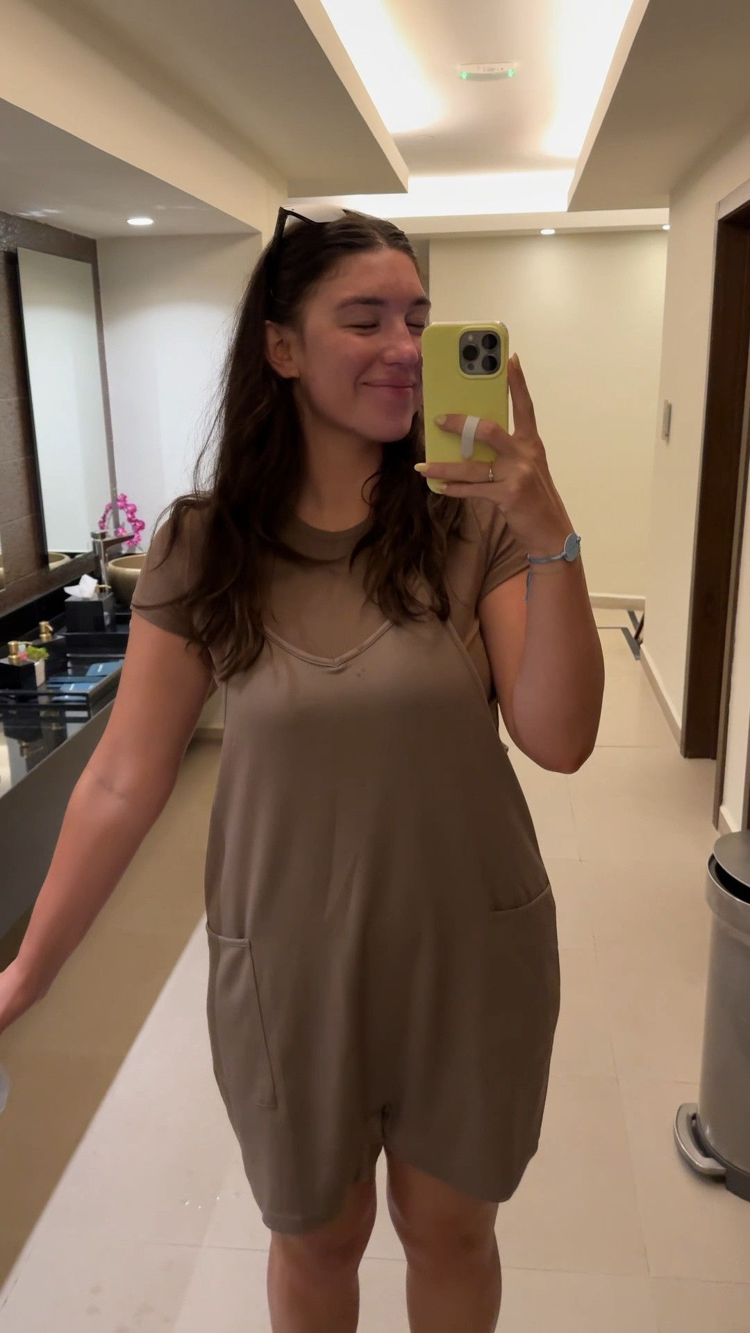 Comfiest and softest little Amazon romper

Amazon find, Amazon favorites, Amazon fashion, midsize fashion, midsize outfits 

#LTKFindsUnder50 #LTKPlusSize #LTKMidsize