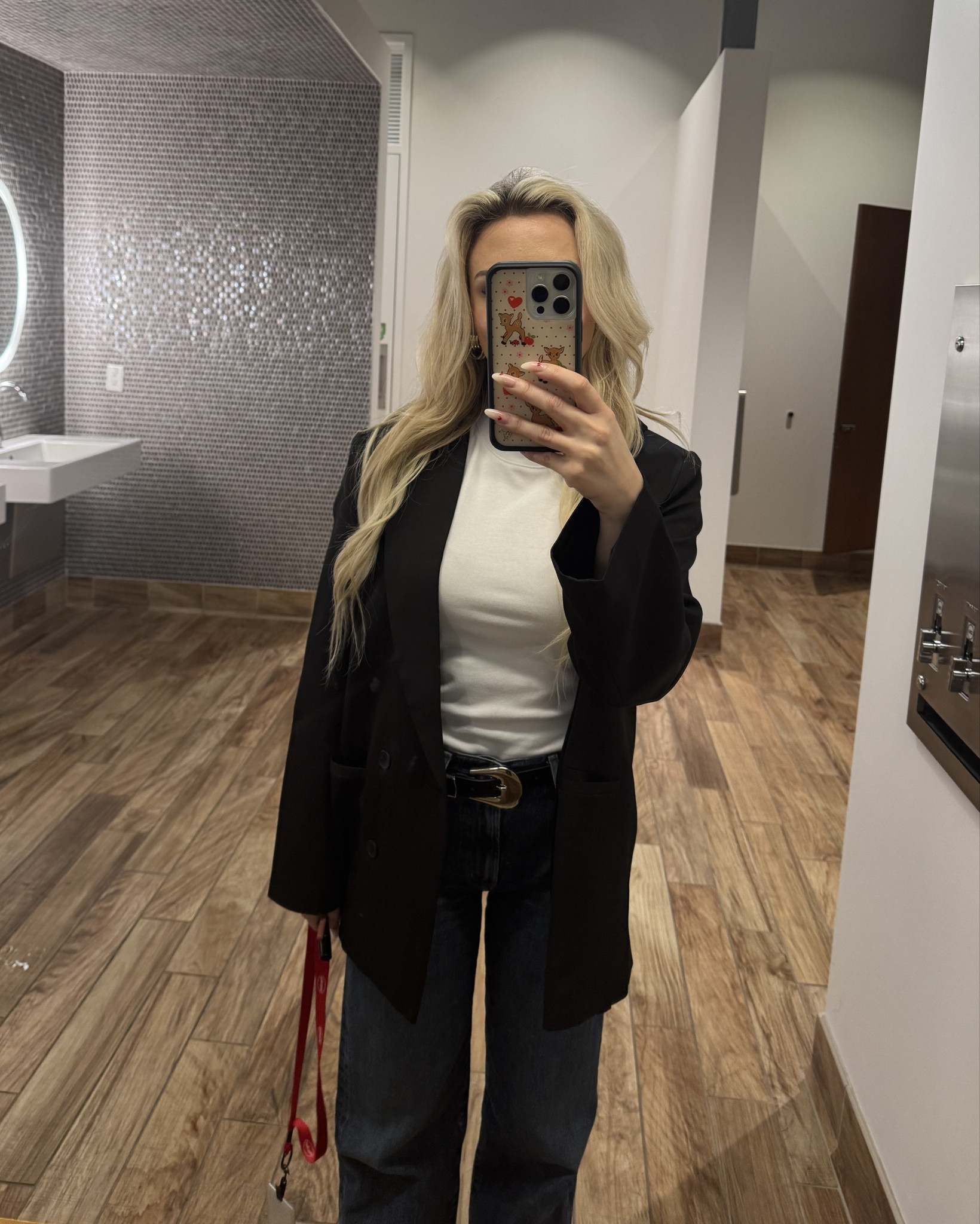 Office days - amazon accessories! 
Blazer runs huge 

#LTKWorkwear #LTKSaleAlert #LTKFindsUnder50
