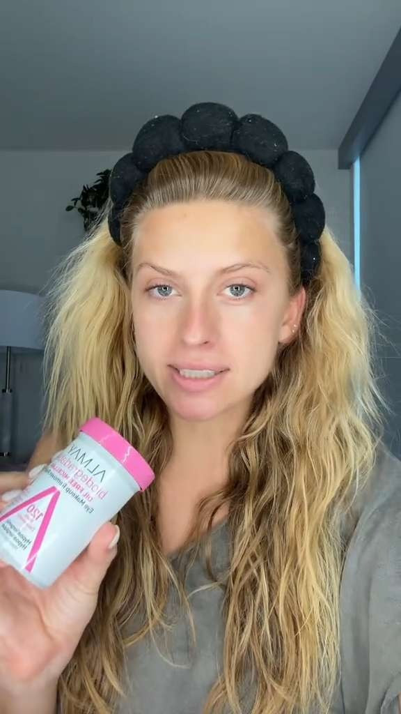 PSA: I have a new job! You’re looking at the new CEO, aka Chief Evening Officer, of Almay! And like I said don’t forget to take off your makeup … thank me later <3 

 #LTKBeauty #LTKWatchNow