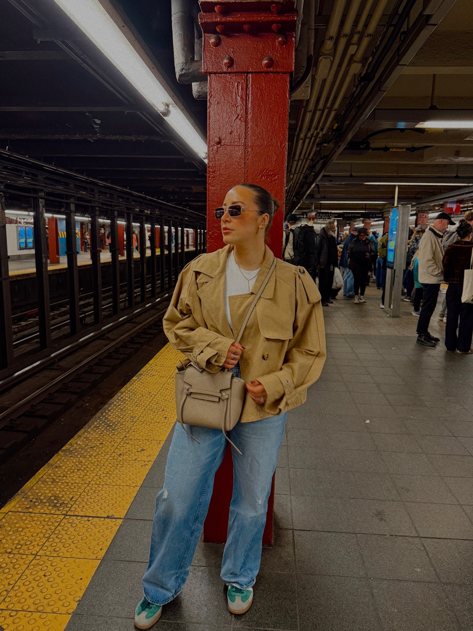 NYC weekend 🚇 obsessed with this cropped trench - under $160! 

#LTKSeasonal #LTKStyleTip