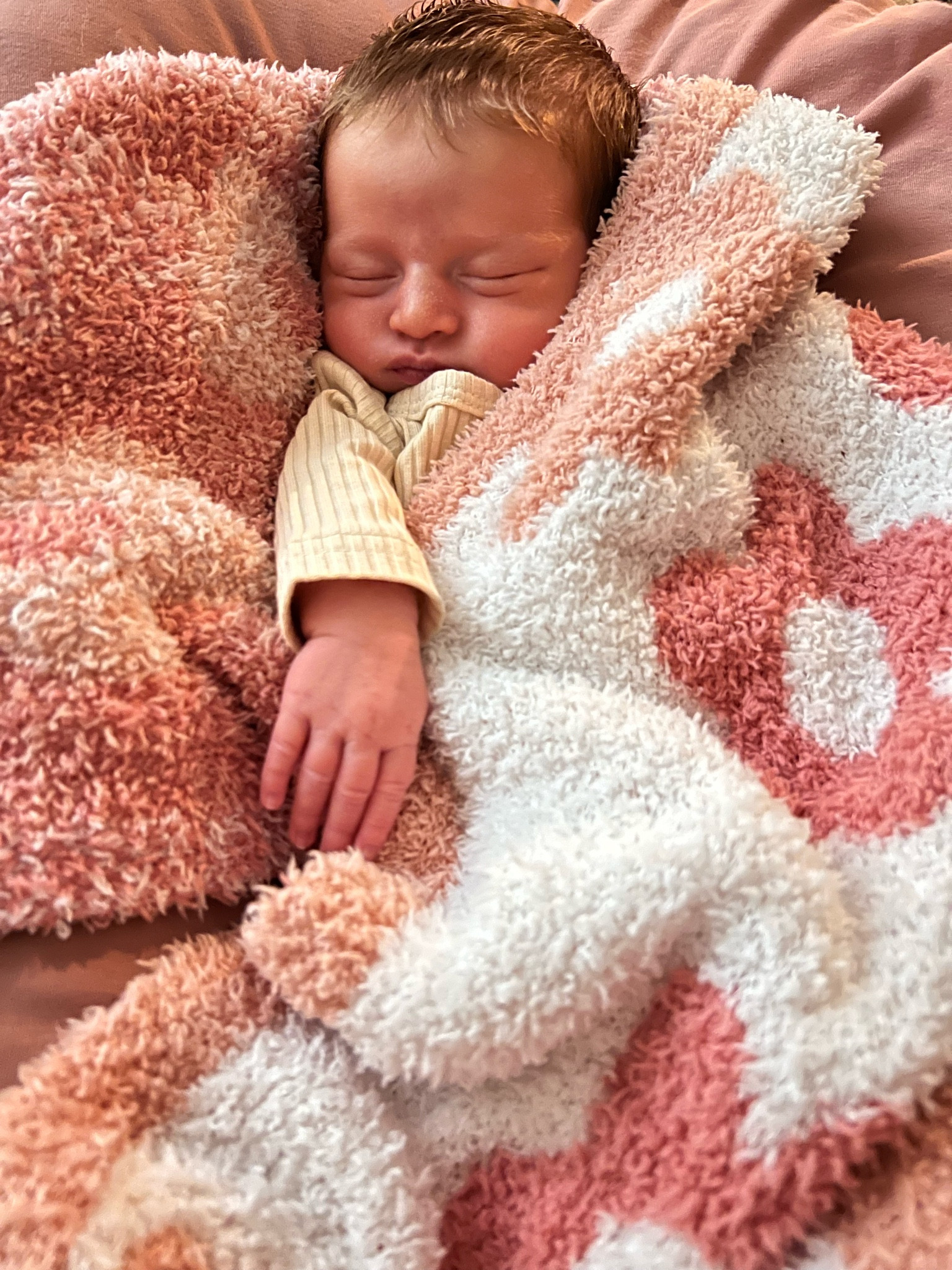 One thing about having babies prematurely is finding clothes! Amazon is such a great quick solution if you end up having a premie baby! Loved these options! Also, this blanket was a staple from Winnie’s Hospital Bag! 

#LTKBaby #LTKBump #LTKFamily