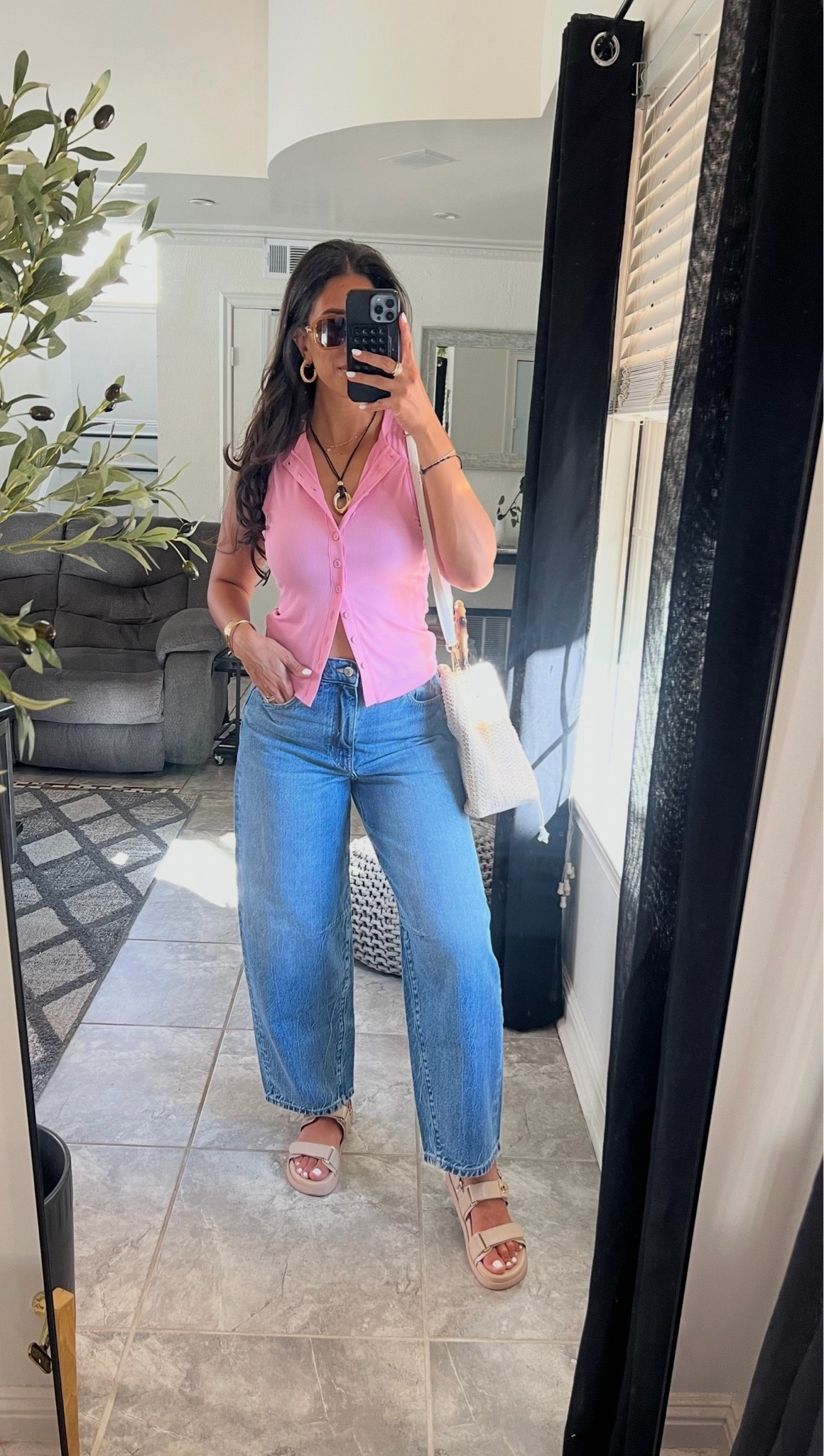Easy summer outfit

#LTKootd #LTKMidsize #LTKSeasonal