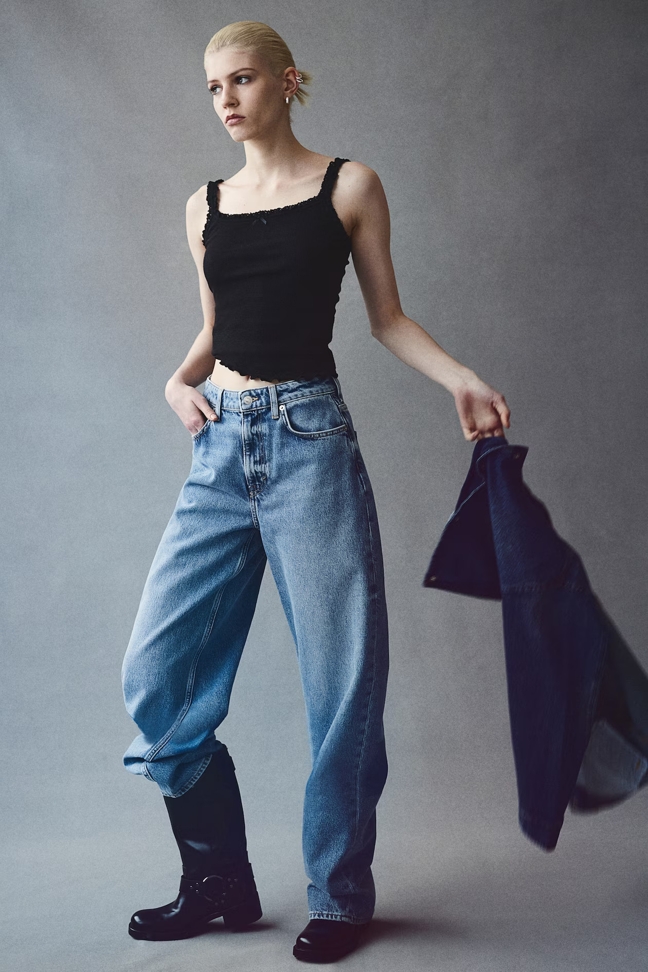 Lace-trimmed strappy top | H&M (UK, MY, IN, SG, PH, TW, HK)