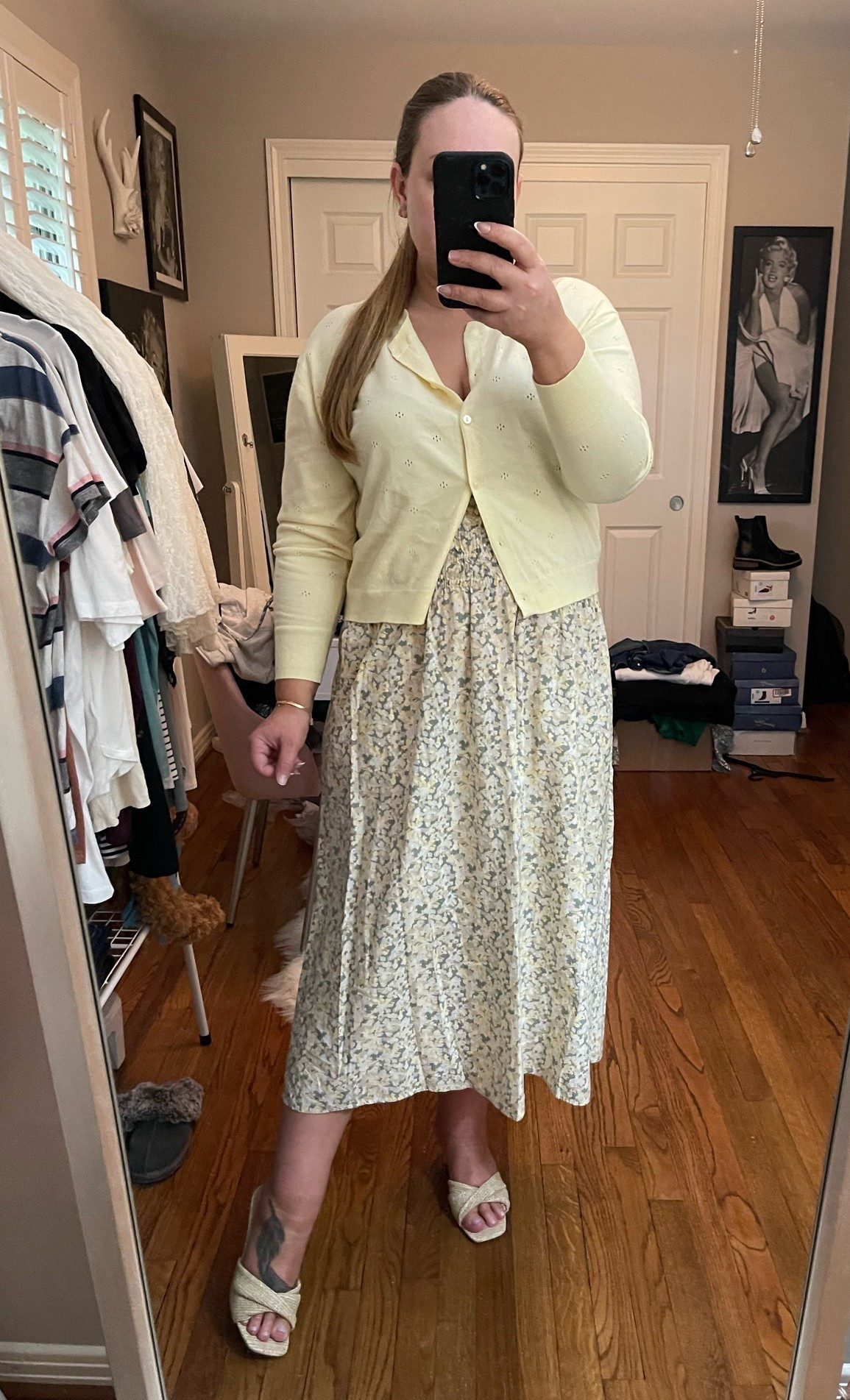 @Target spring style
Spring outfit, spring style, teacher outfit, wedge sandals, spring sandals, target sandals, target style, target outfit, floral skirt, spring skirt, yellow cardigan, church outfit, work style, work outfit, butter yellow

#LTKSaleAlert #LTKBump #LTKWorkwear