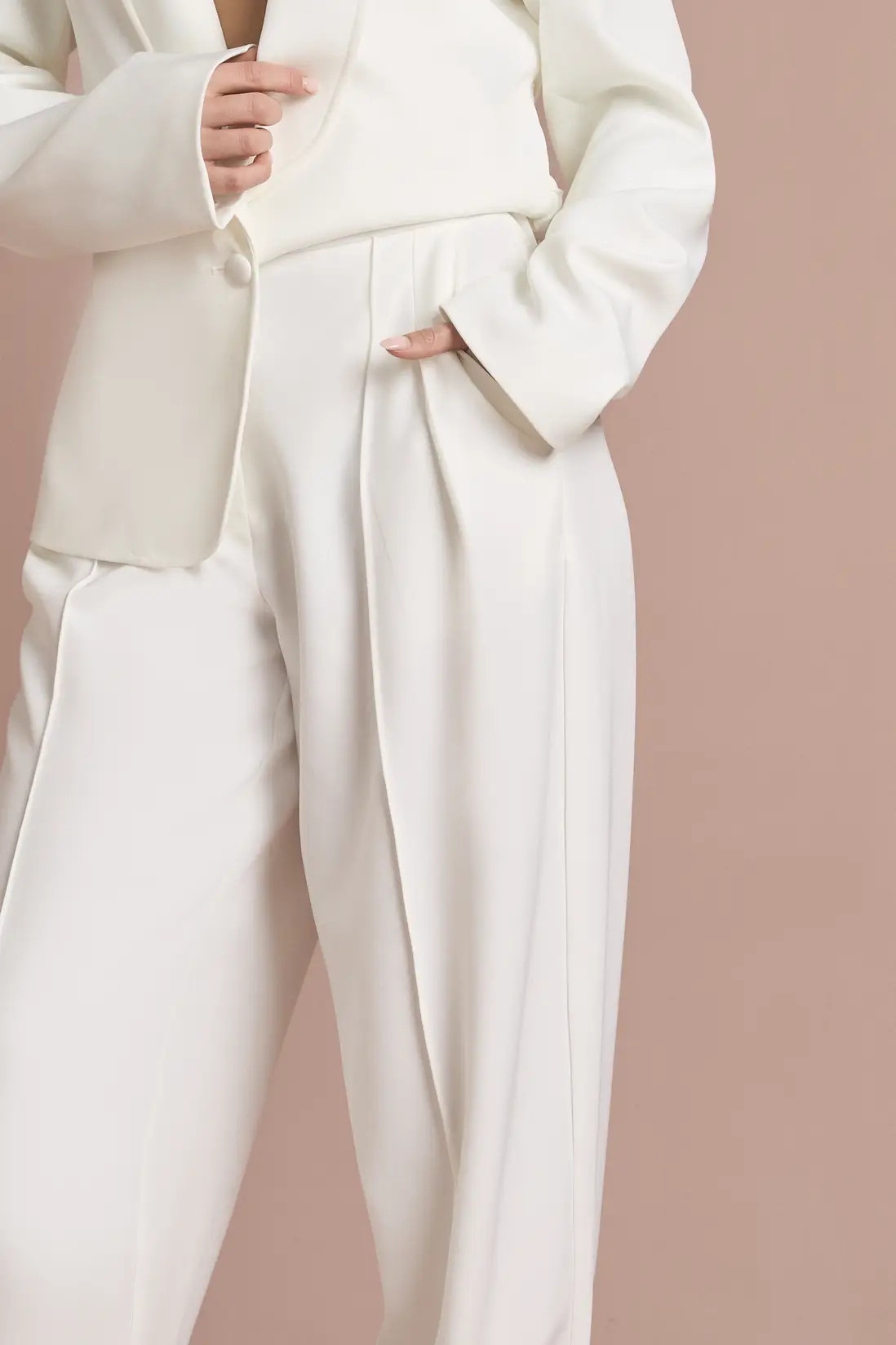White Barrel Leg Tailored Trousers | Boohoo | Boohoo.com (UK & IE)