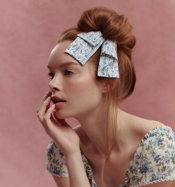 The Hill House x Wet Brush Scrunchie Bow - Blue Vine Stripe | Hill House Home US