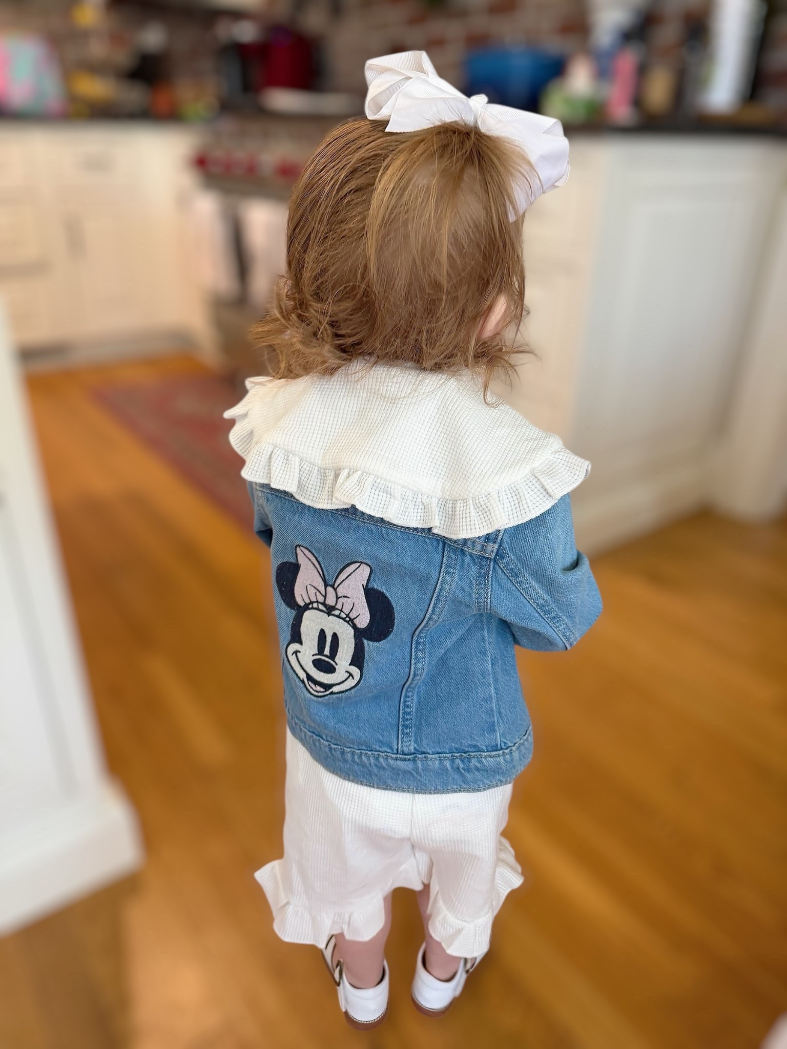 Sweet Neutral Toddler Outfit with Minnie Jacket 🤍🎀


The sweetest little neutral outfit 🤍🎀 This darling Peter Pan collar set is so soft and classic, paired with the cutest Minnie denim jacket for a fun playful touch 🐭✨

Finished with a big white bow and little sandals for the perfect mix of timeless + fun 💕 Such an easy outfit for everyday, playdates, or outings—comfy, affordable, and adorable!

#LTKKids #LTKBaby #LTKSeasonal
